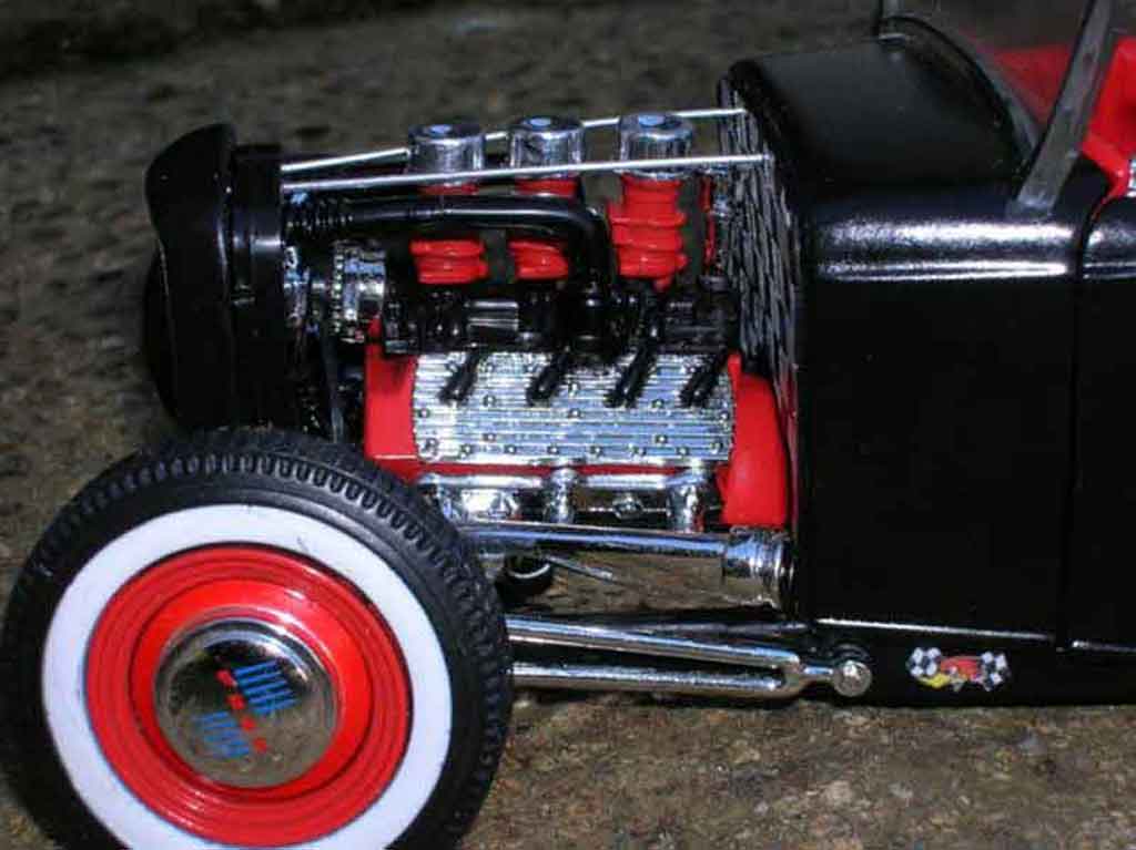 Ford 1932 Hot Rod zwart rood 1/18 Ertl