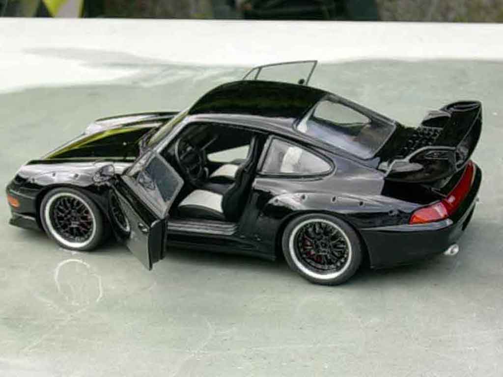 Porsche 911 GT2 zwart evo 1/18 Ut Models