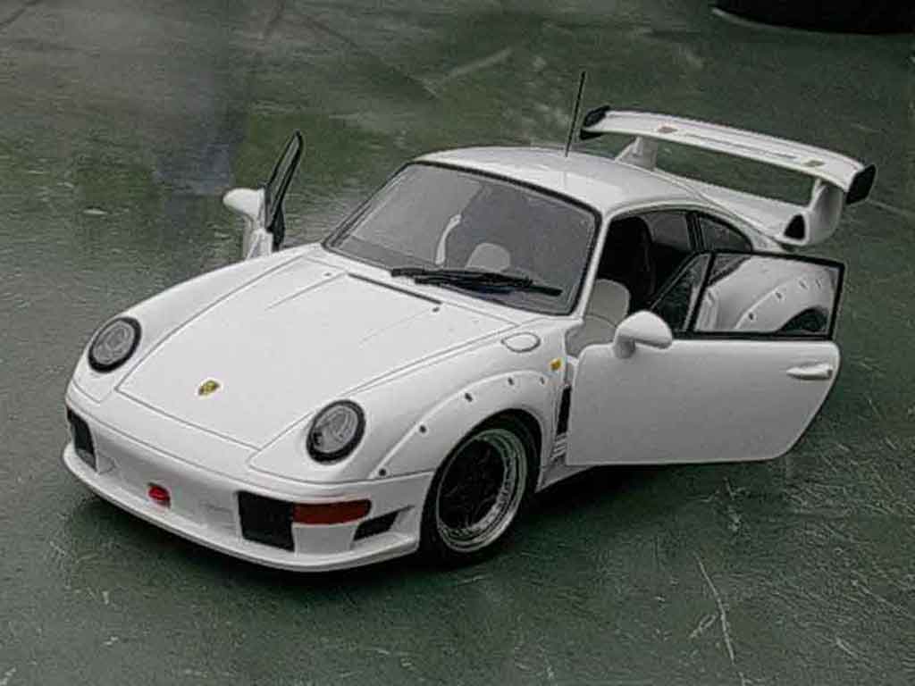 Porsche 993 GT2 1/18 Ut Models GT2 evo replica modelauto