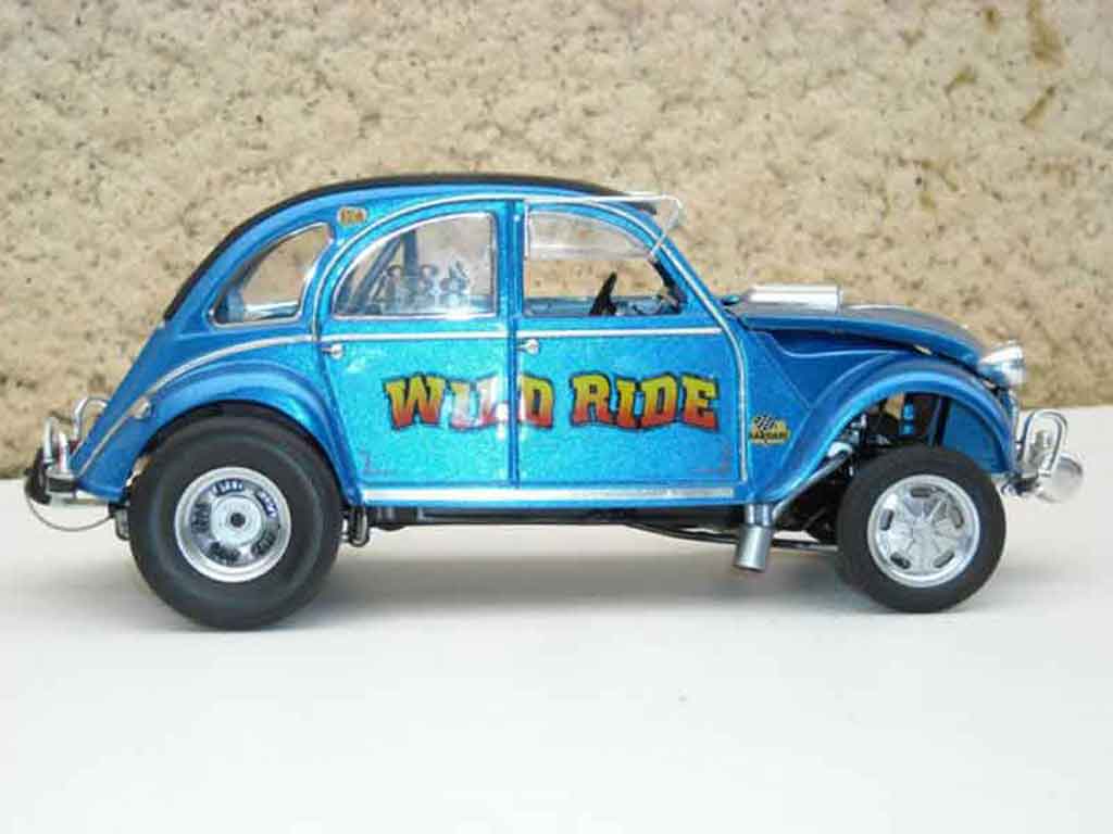 Citroen 2CV Berline gasser 1/18 Solido