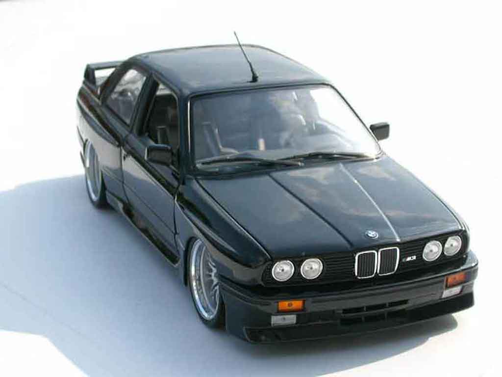 Bmw M3 coupe E30 zwart jantes e46 a deport 1/18 Kyosho