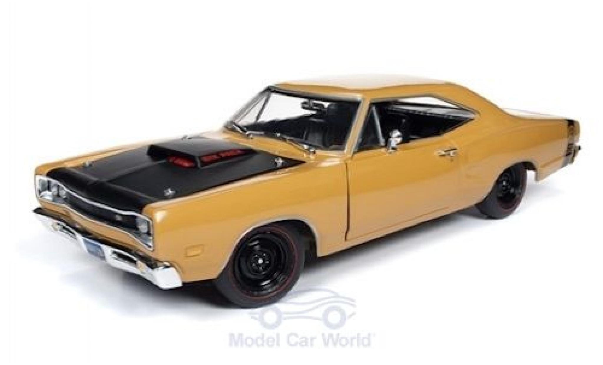 Dodge Coronet 1/18 Ertl Super Bee beige/zwart 1969 modelauto