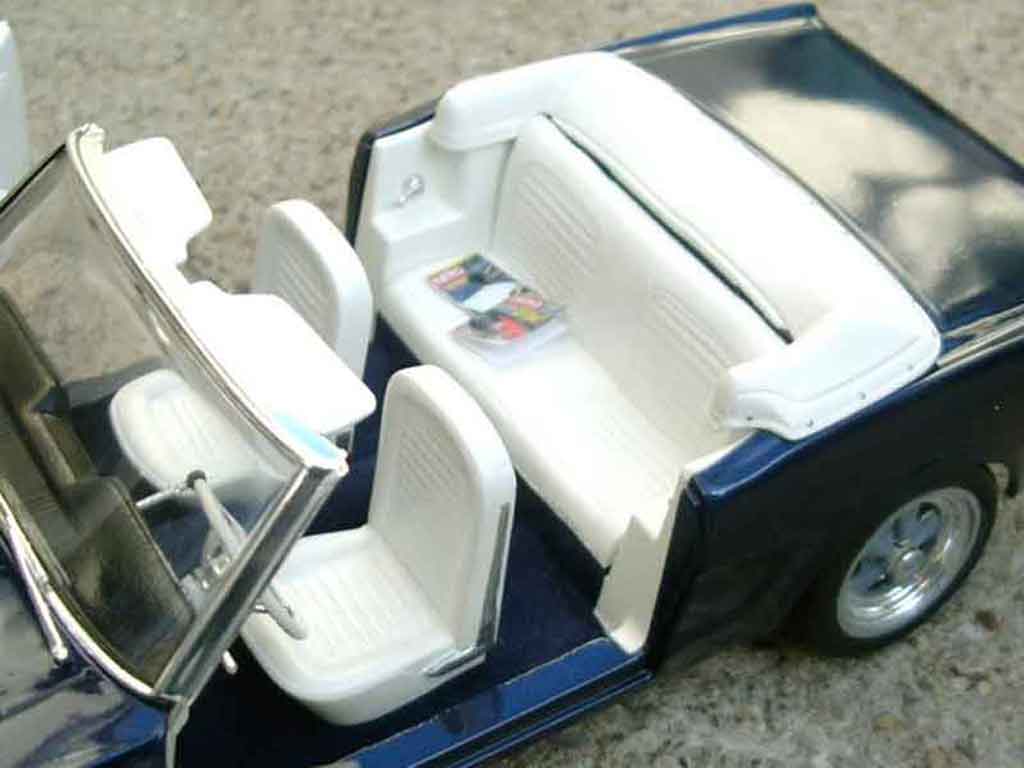 Ford Mustang Convertible cabriolet blauw 1/18 Jouef