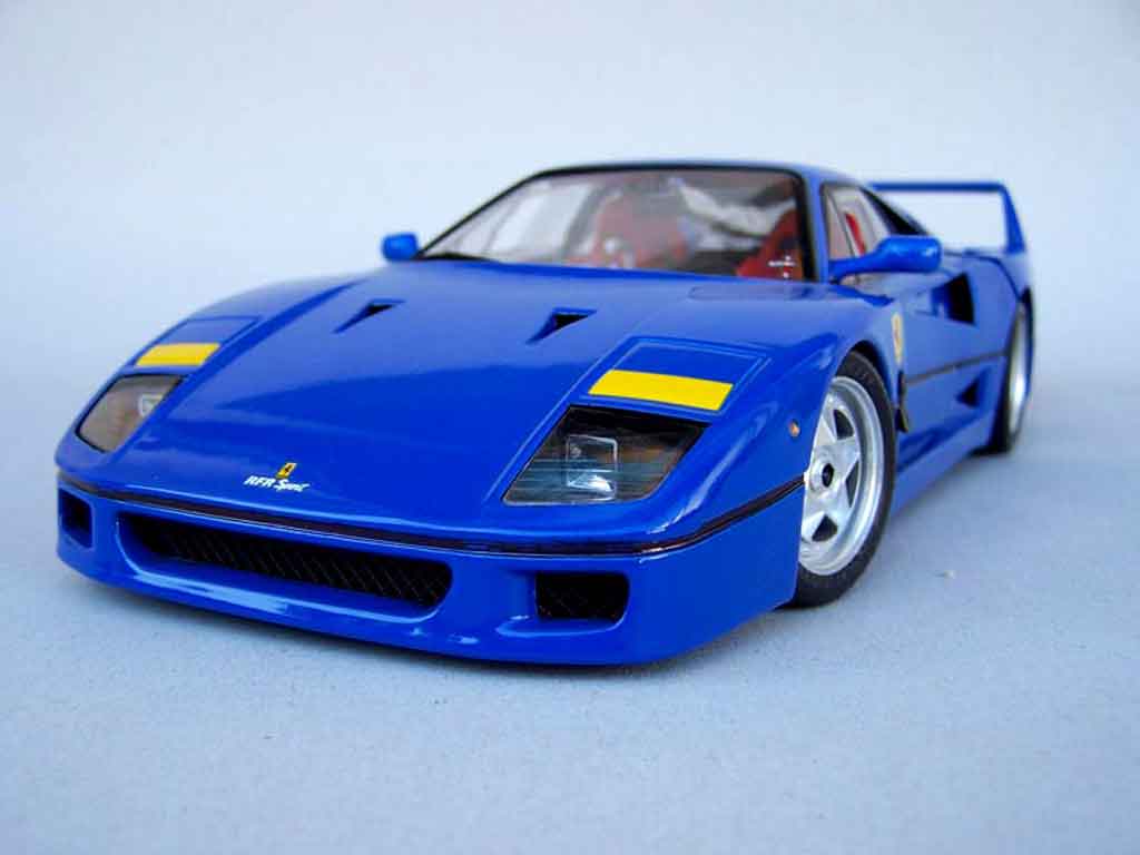 Ferrari F40 Coupe stradale blauw rfr sport 1/18 Burago