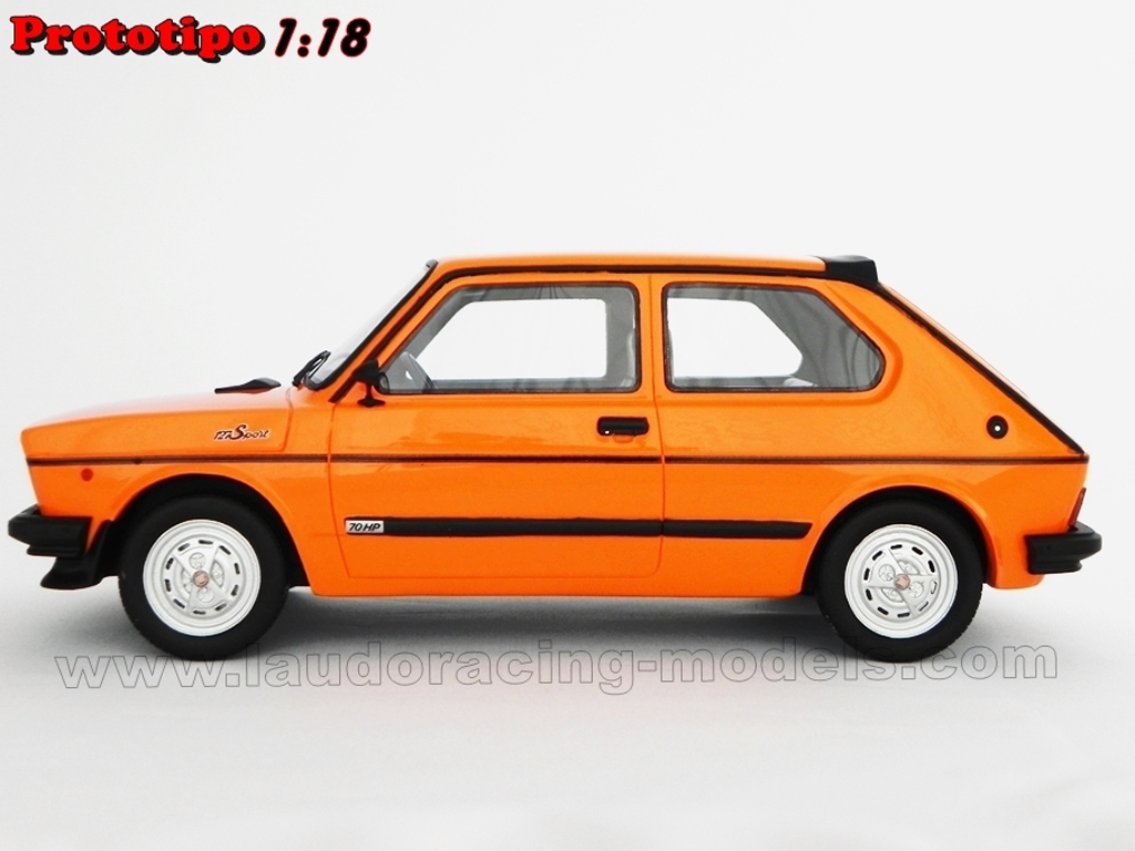 Fiat 127 Sport 70 HP LM090B oranje 1/18 Laudoracing Models