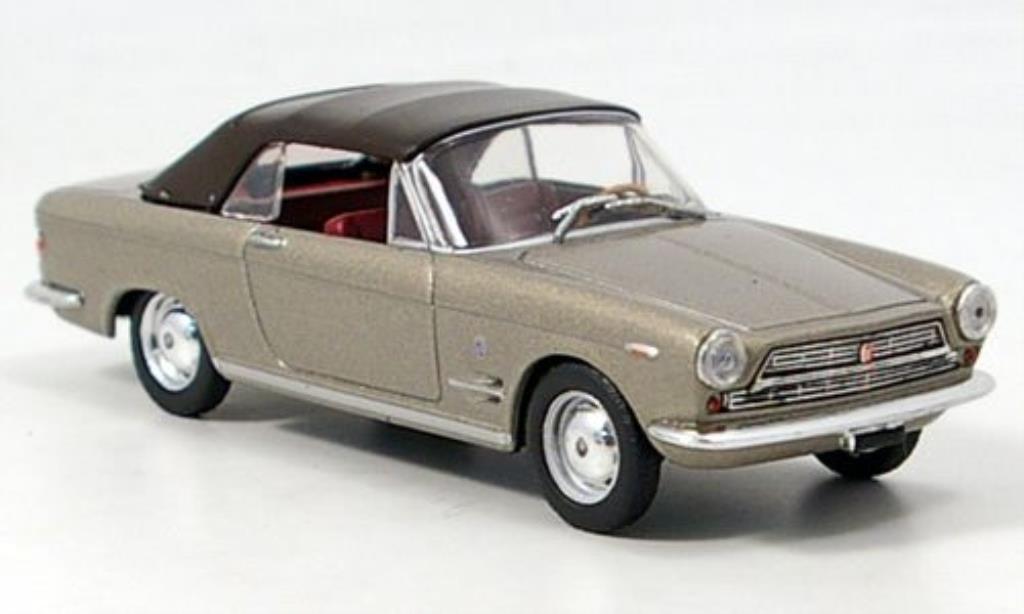 Fiat 2300 1/43 Starline S Cabrio met. bronze modelauto