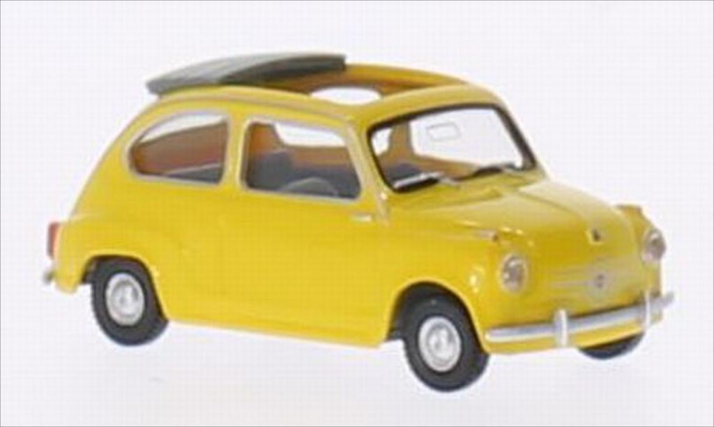 Fiat 600 1/87 Wiking geel modelauto