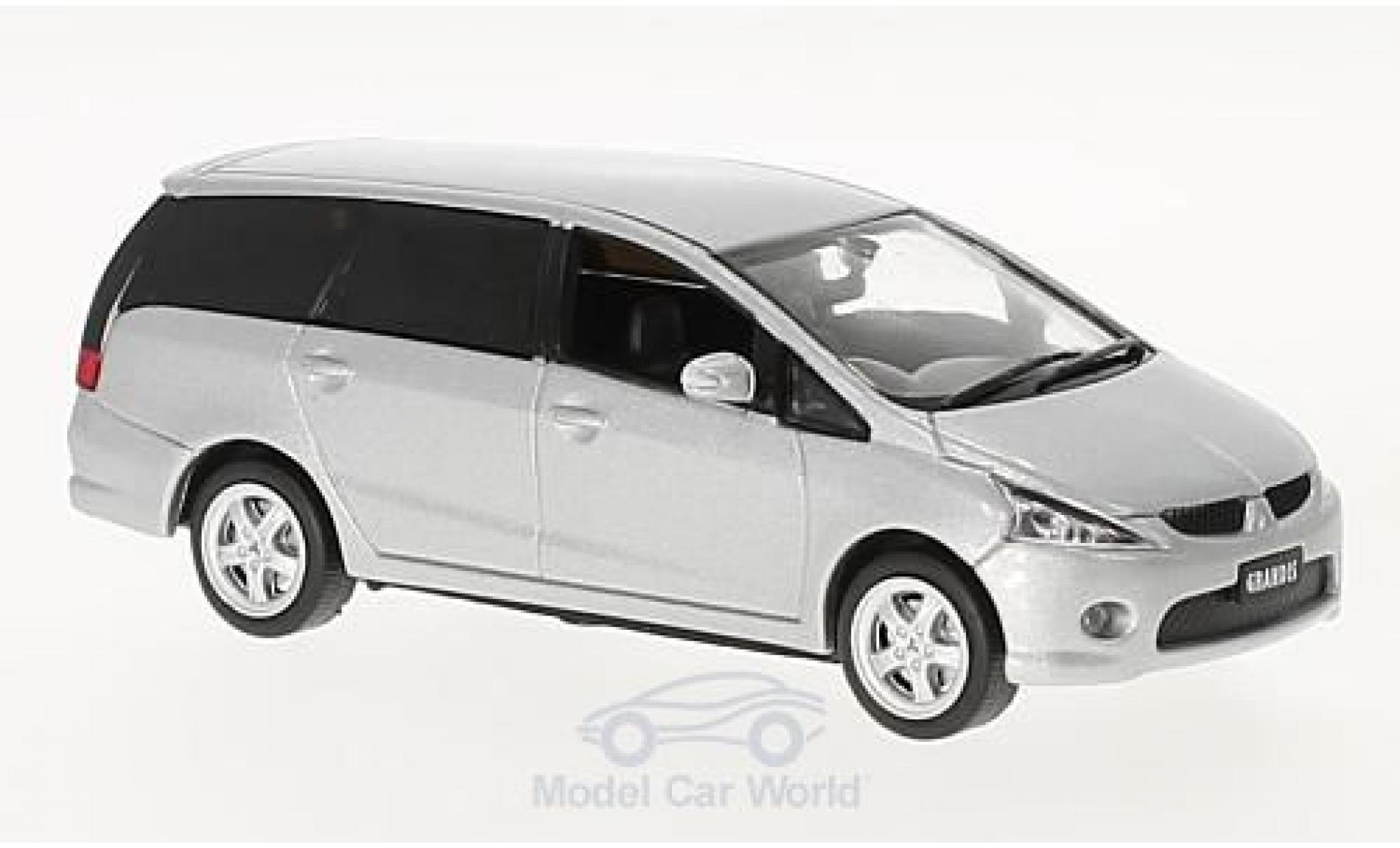 Mitsubishi Grandis 1/43 First 43 Models grijs RHD 2003 modelauto