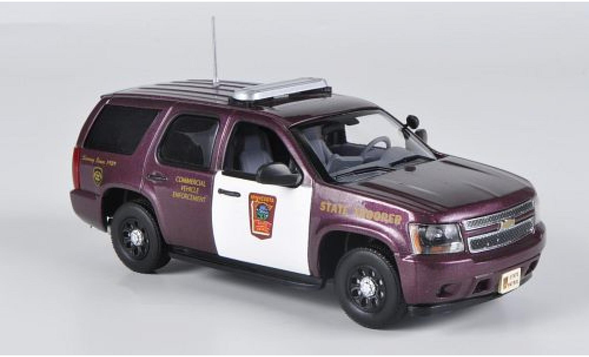 Chevrolet Tahoe 1/43 First Response Minnesota State Patrol 2011 modelauto