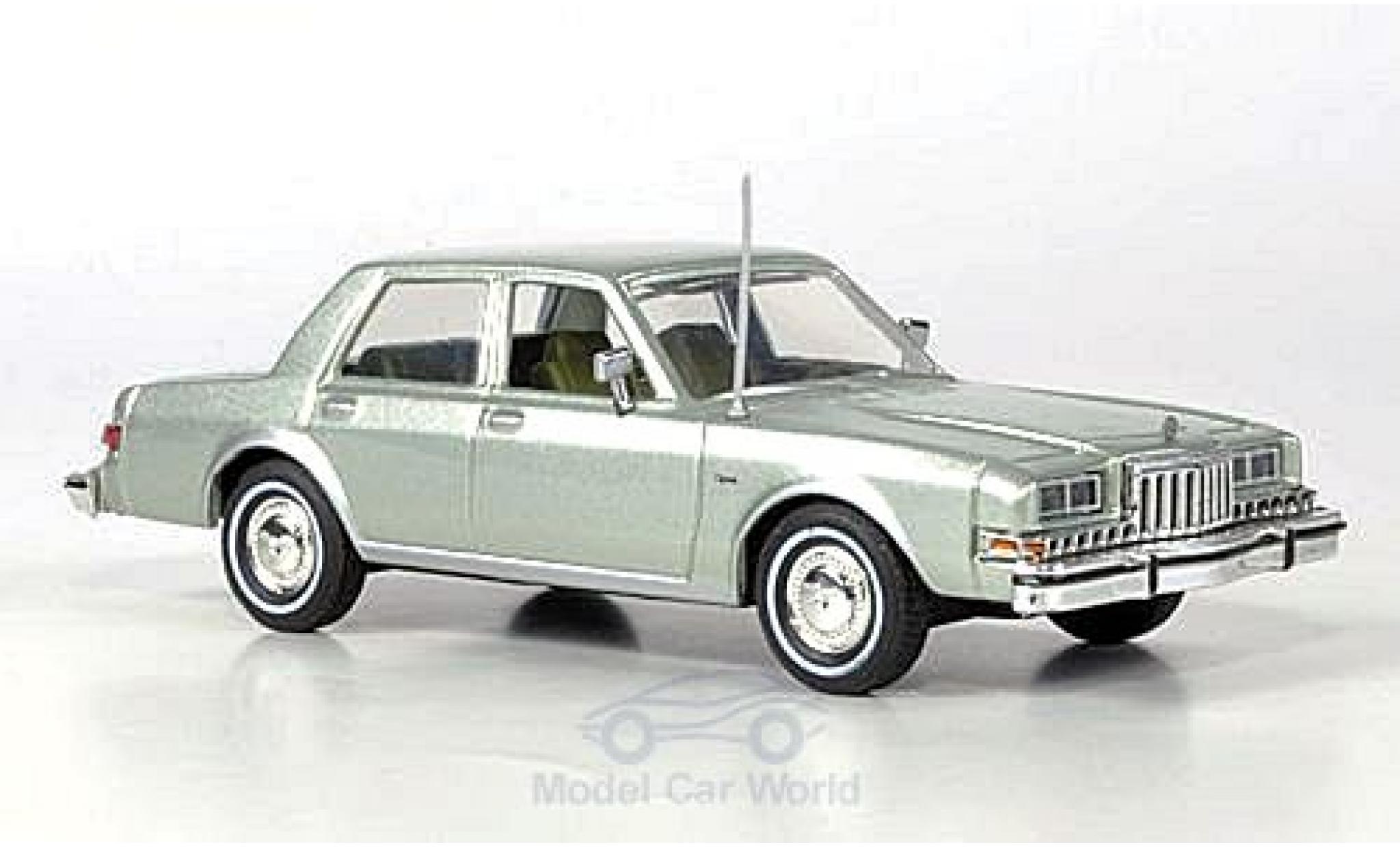 Dodge Diplomat 1/43 First Response metallic groen 1985 mit reichhaltigem Zubeh&ouml;r modelauto