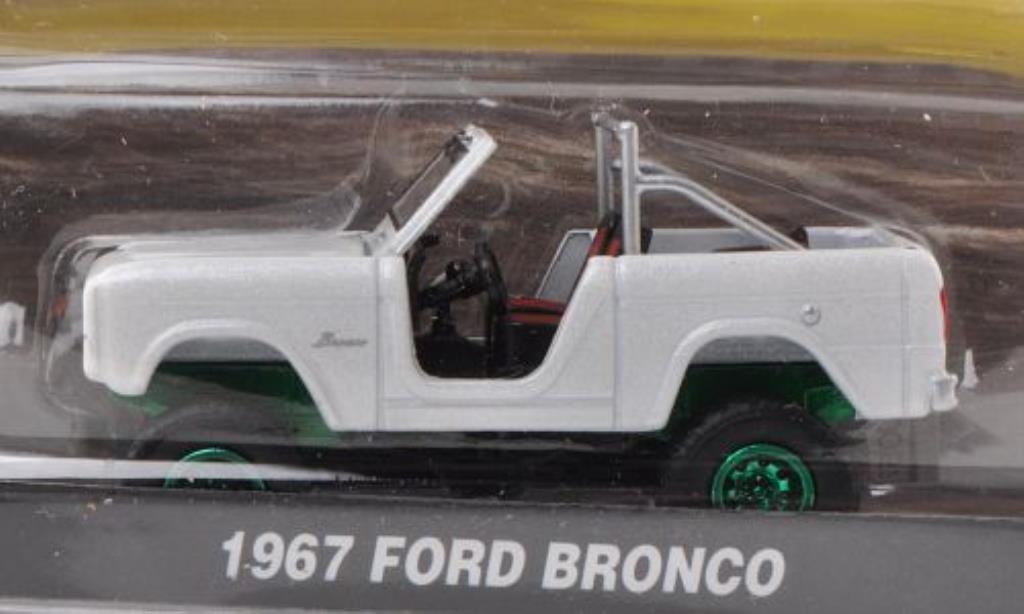 Ford Bronco 1/64 Greenlight wit Special Version 1967 modelauto