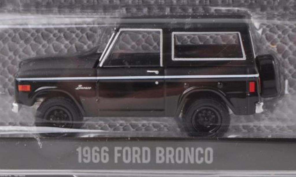 Ford Bronco 1/64 Greenlight zwart/matt-zwart 1966 modelauto