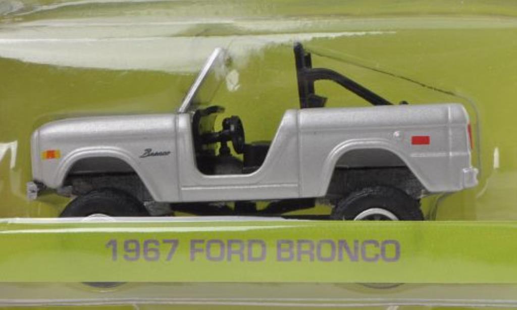 Ford Bronco 1/64 Greenlight grijs Zoolander 1967 modelauto