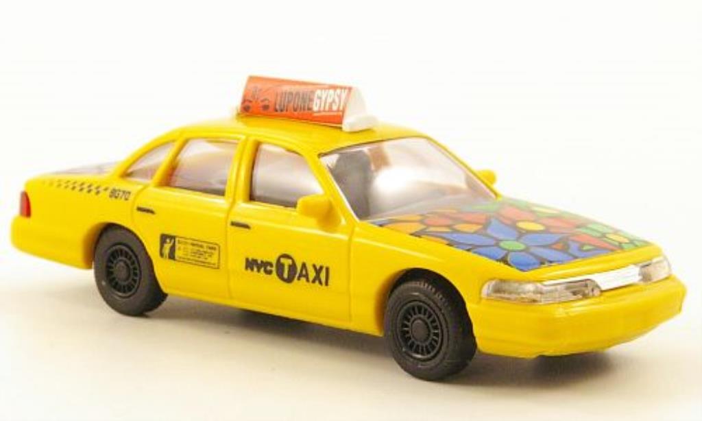 Ford Crown 1/87 Busch Victoria Flower Power modelauto