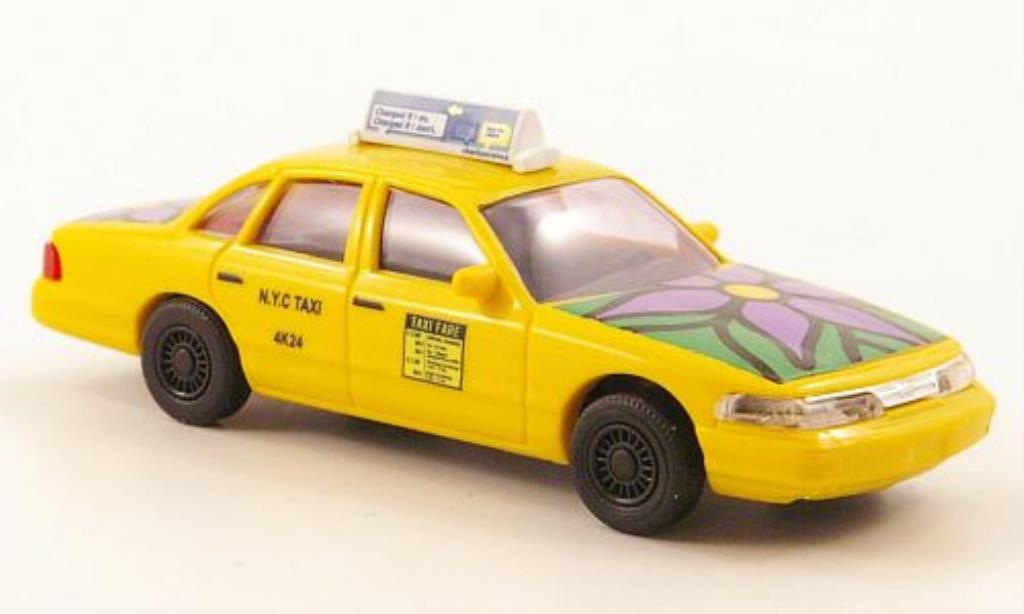 Ford Crown 1/87 Busch Victoria Purple Flower modelauto