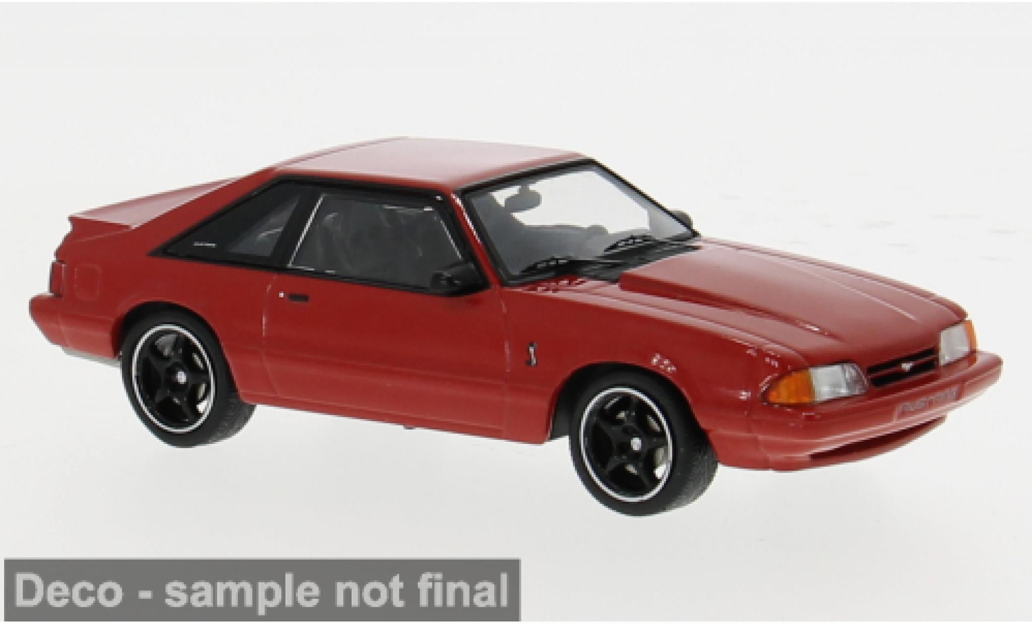 Ford Mustang 1/43 IXO III rood 1:43 modelauto