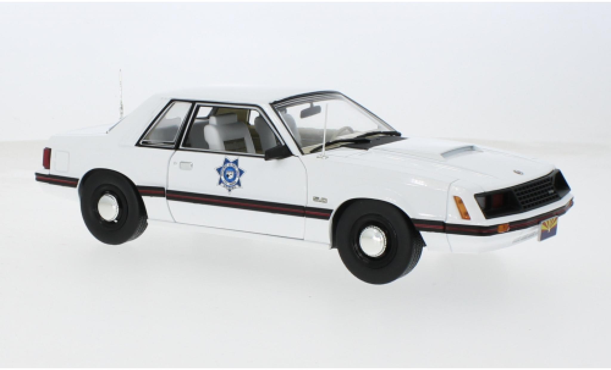 Ford Mustang 1/18 Greenlight SSP Arizone D 1:18 modelauto