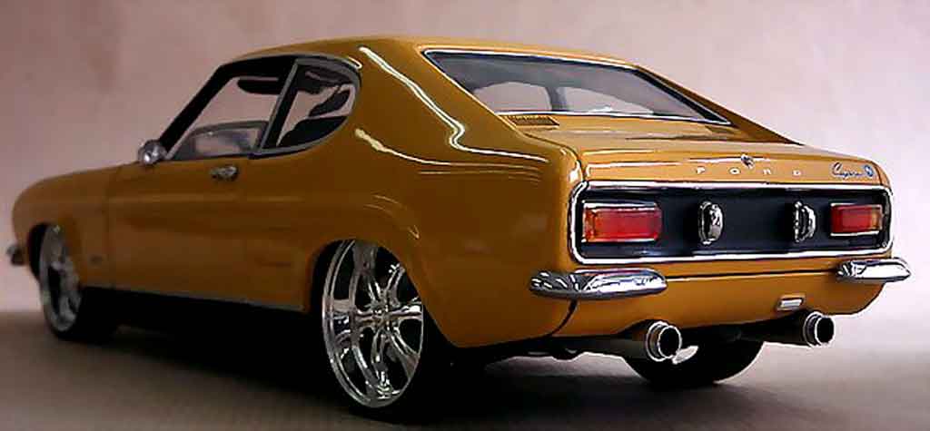 Ford Capri RS 2600 1/18 Minichamps