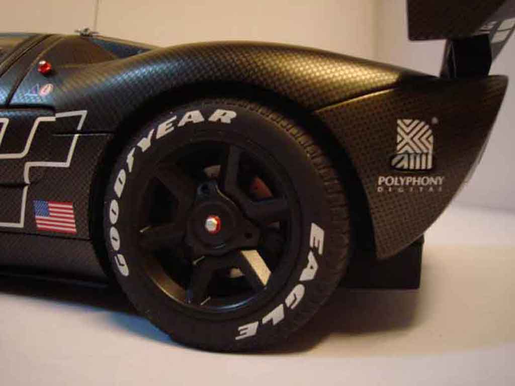 Ford GT Berlinetta millennium 2005 test car #4 carbon 1/18 Autoart