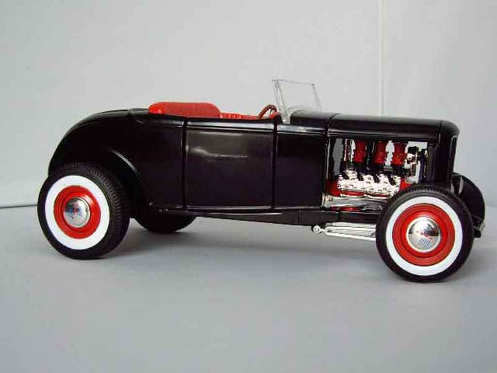 Ford 1932 Hot Rod roadster 1/18 Hot Wheels