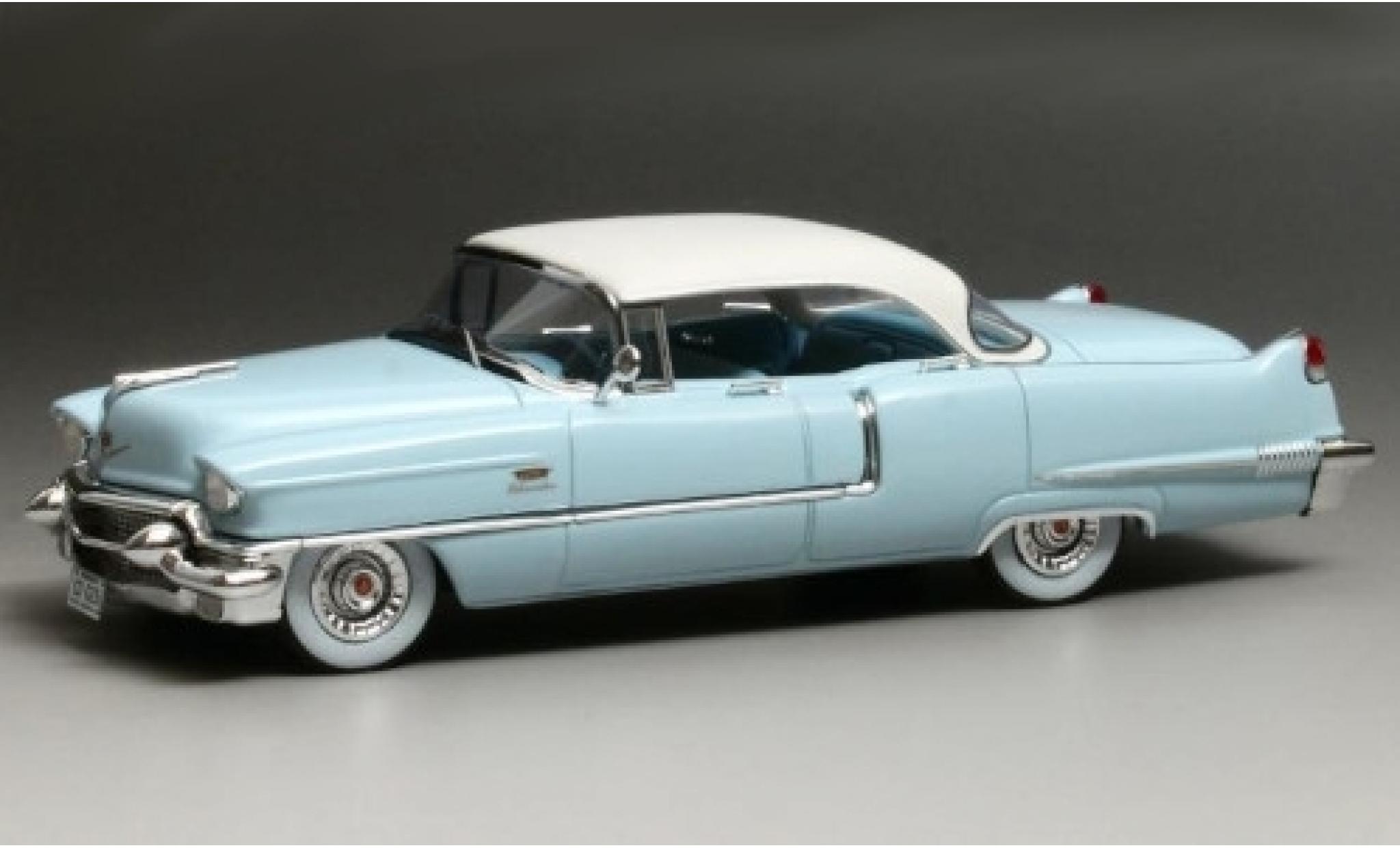 Cadillac Series 62 1/43 GIM   Great Iconic Models Sedan de Ville blauw/wit 1956 modelauto
