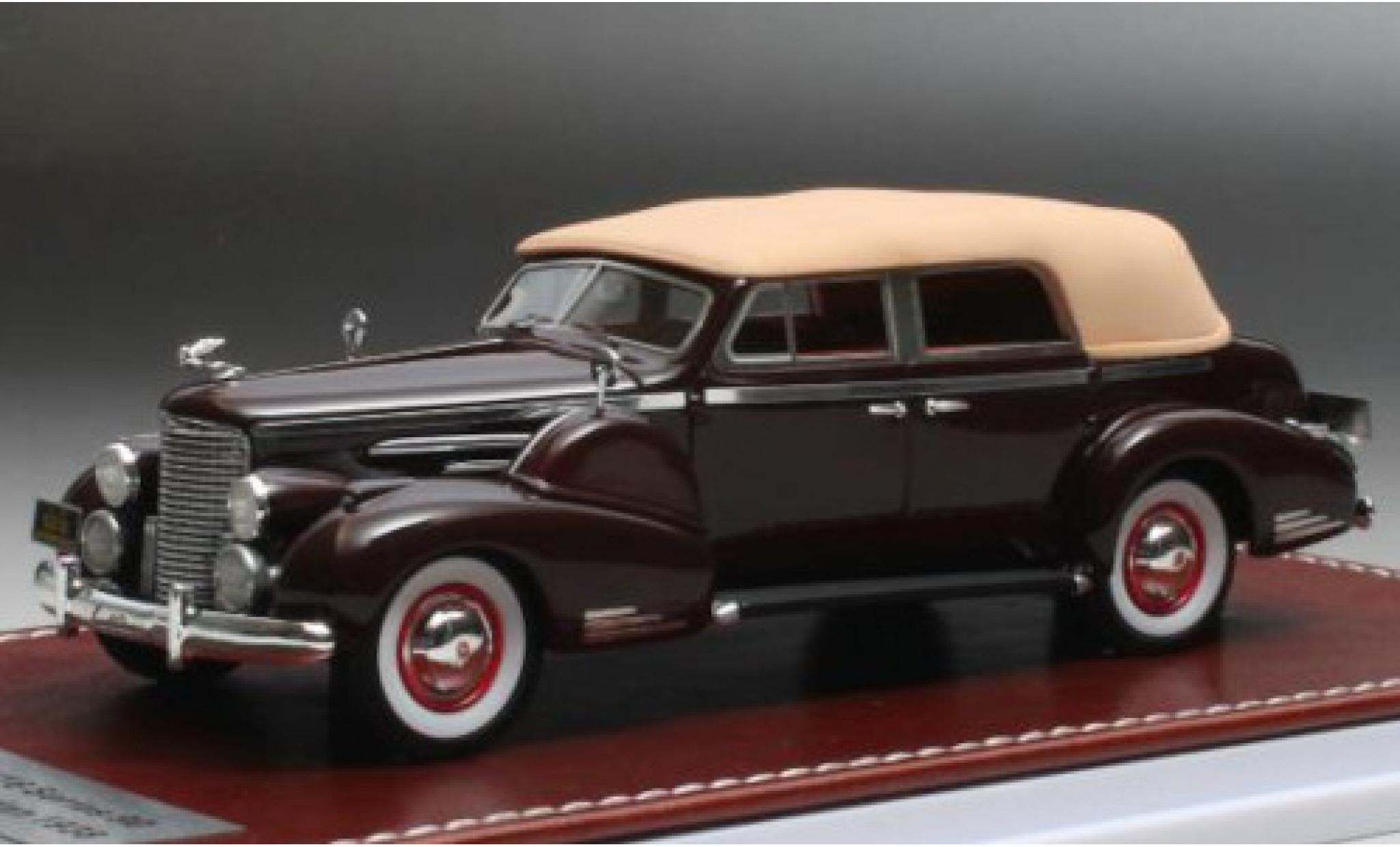 Cadillac V16 1/43 GIM   Great Iconic Models Series 90 Cabriolet Sedan rood 1938 Verdeck ferm&eacute; modelauto