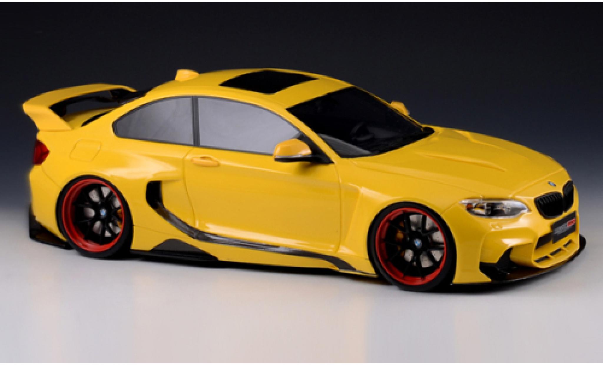Bmw M2 1/18 GLM 35i (F22) DarwinPRO MTC Black Sails Widebody geel 2015 modelauto