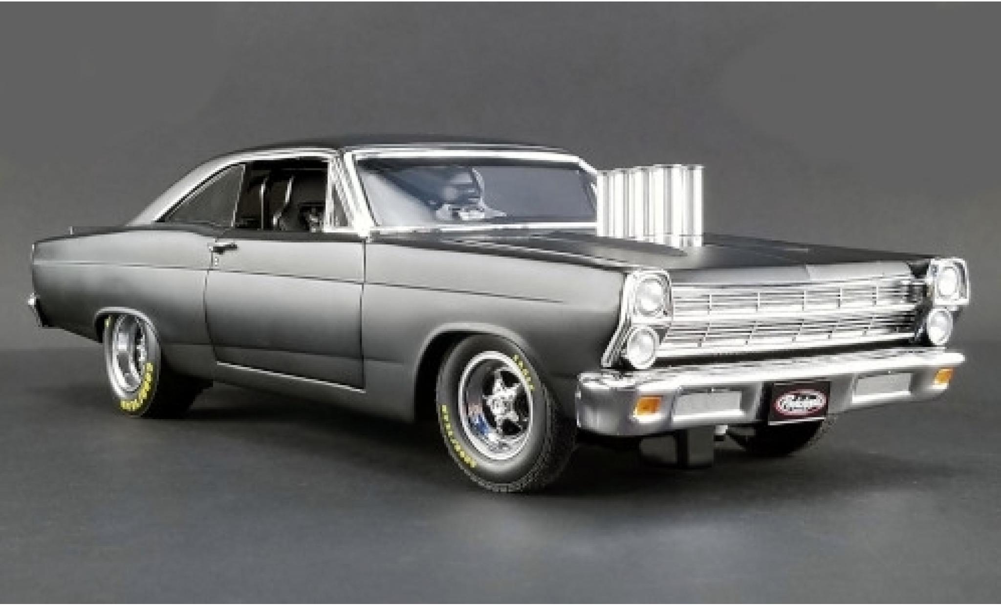Ford Fairlane 1/18 GMP Bootleg grijs 1966 modelauto