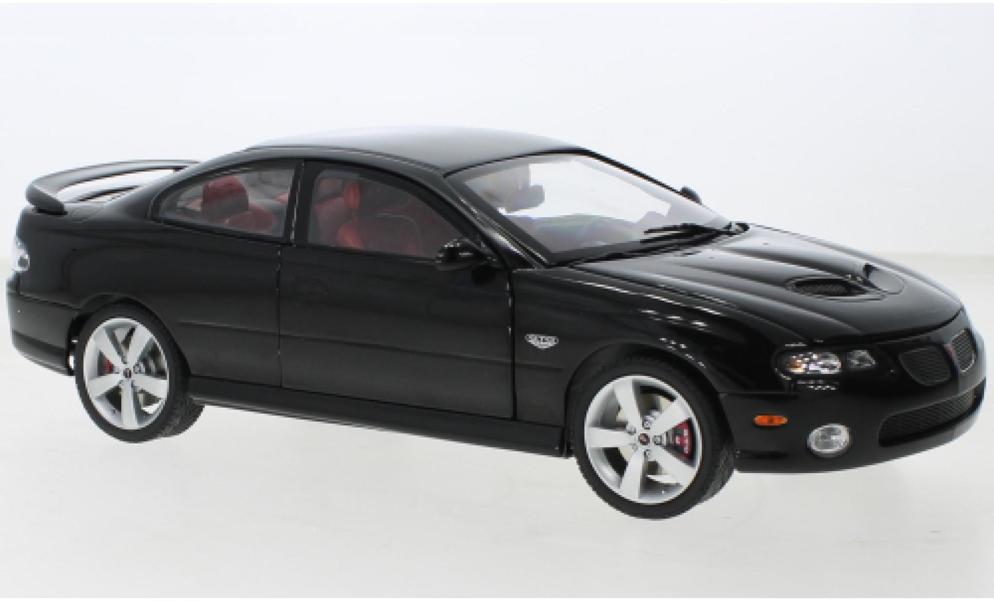 Pontiac GTO 1/18 GMP zwart 2006 modelauto