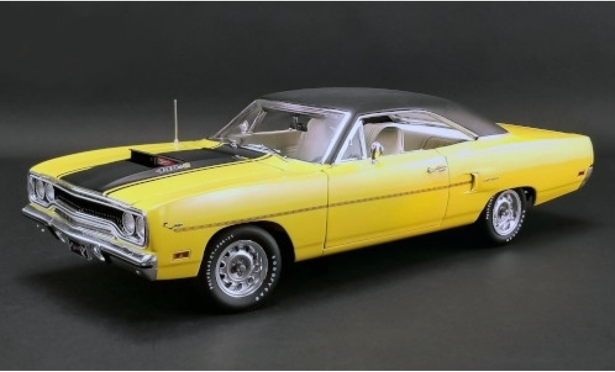 Plymouth Road Runner 1/18 GMP geel/matt-zwart 1970 avec Figurenkopf � aufstecken modelauto