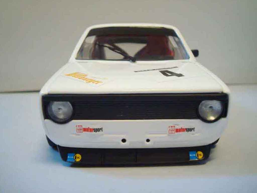 Volkswagen Golf GTI Berg Cup wit jantes rood 1/18 Solido