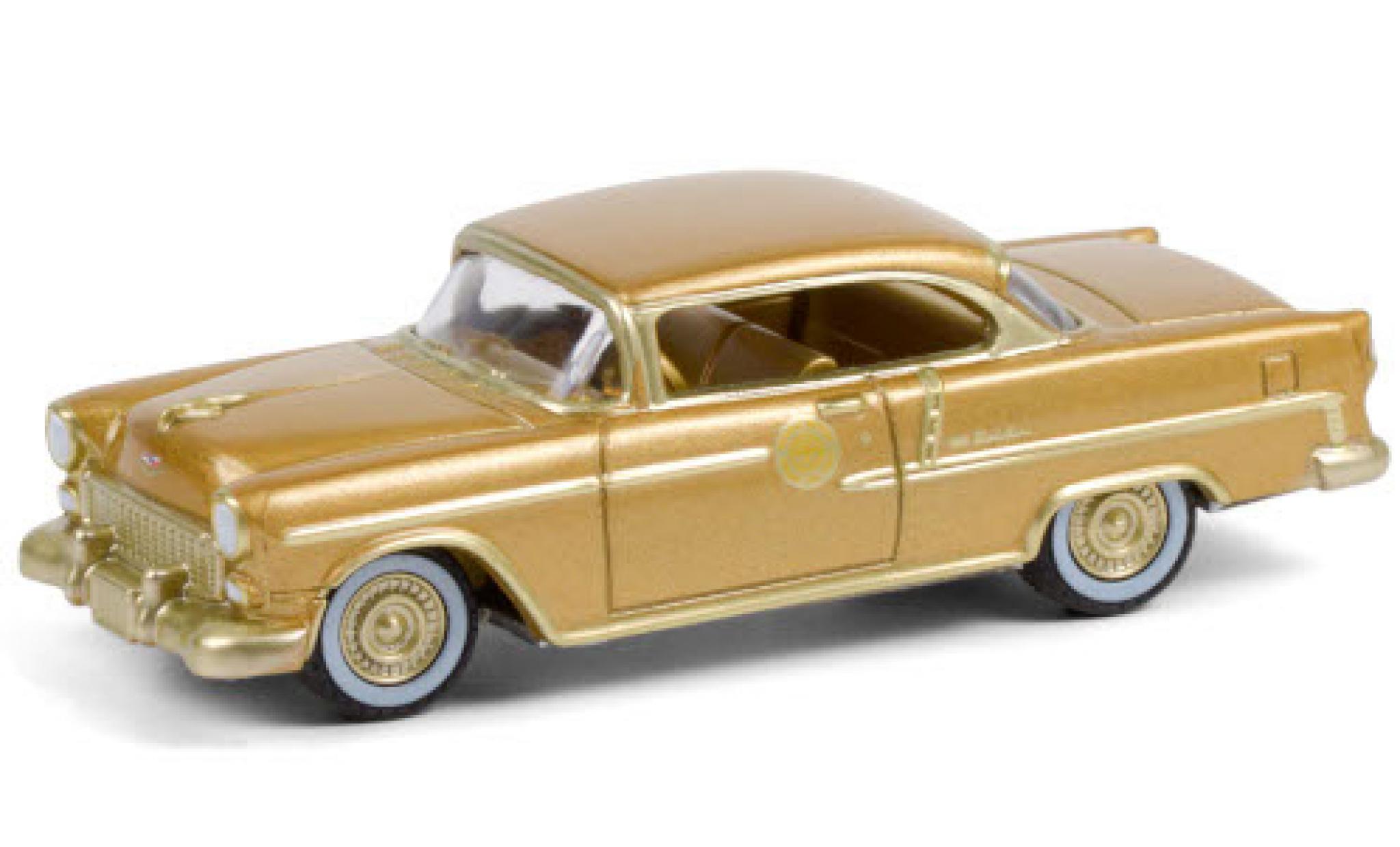 Chevrolet Bel Air 1/64 Greenlight gold 1955 50 Millionth GM Car modelauto