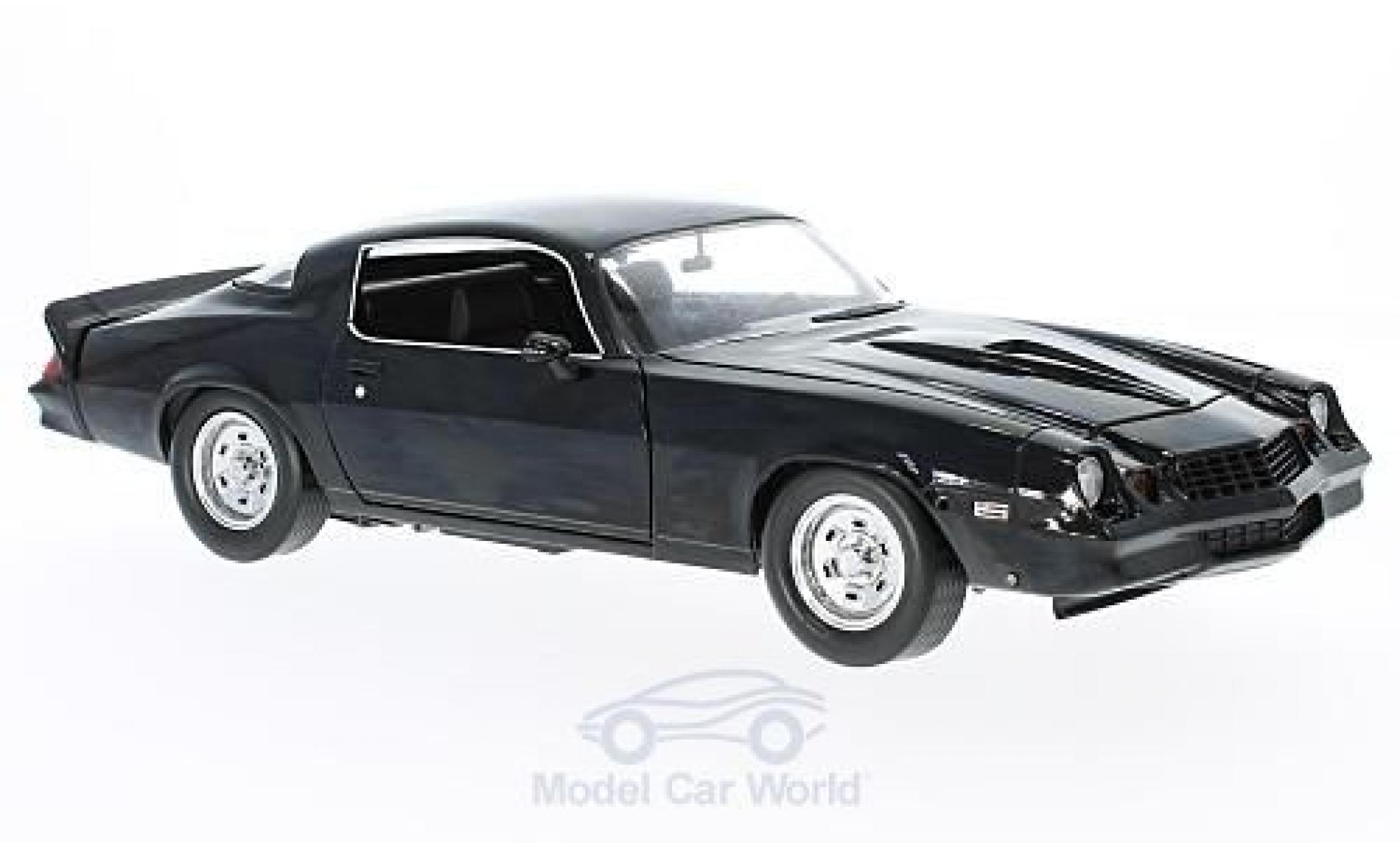 Chevrolet Camaro Z28 1/18 Greenlight Z28 zwart Beverly Hills Cop II 1978 modelauto