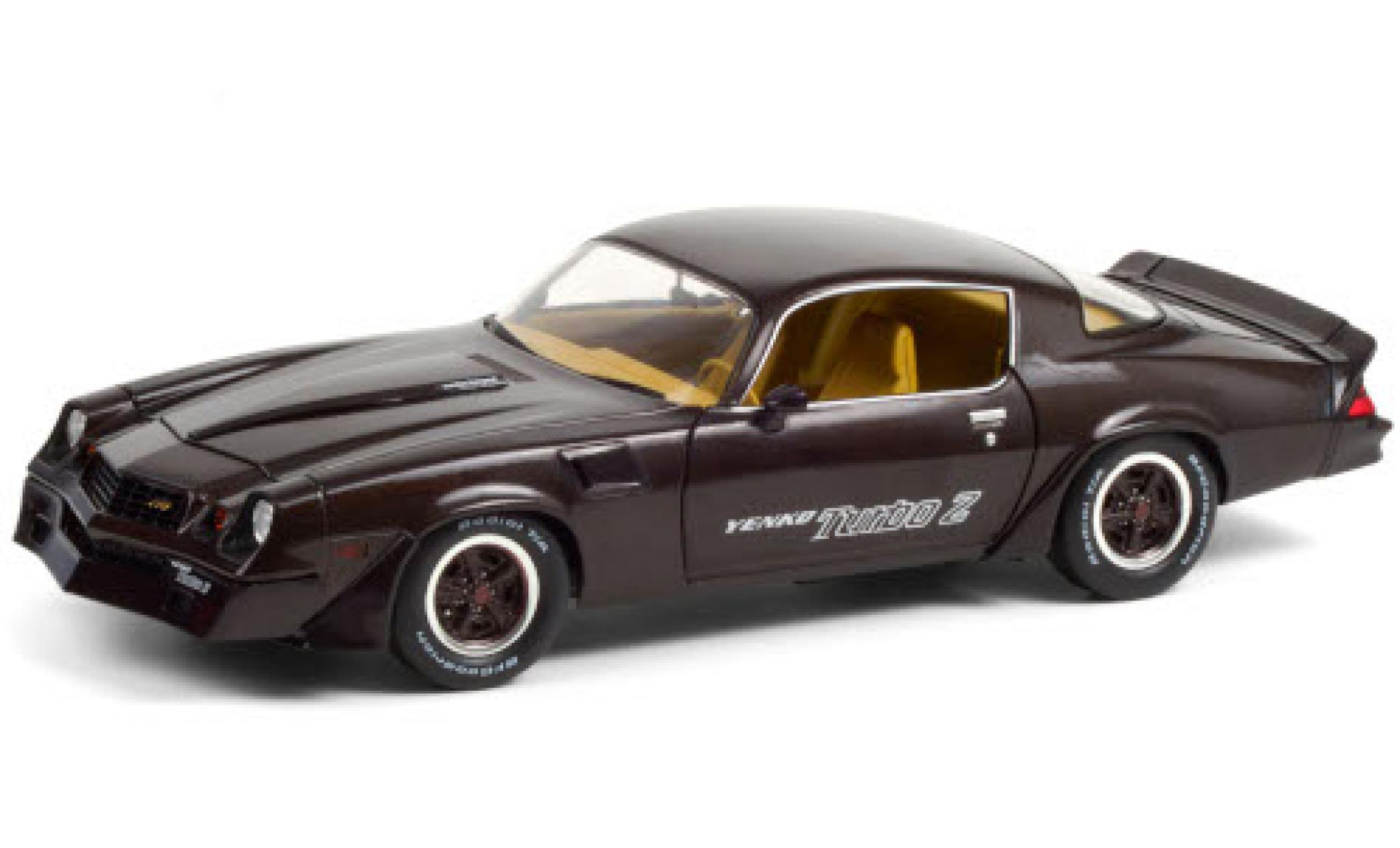 Chevrolet Camaro 1/18 Greenlight Z28 Yenko Turbo Z metallic bruin/Dekor 1981 modelauto