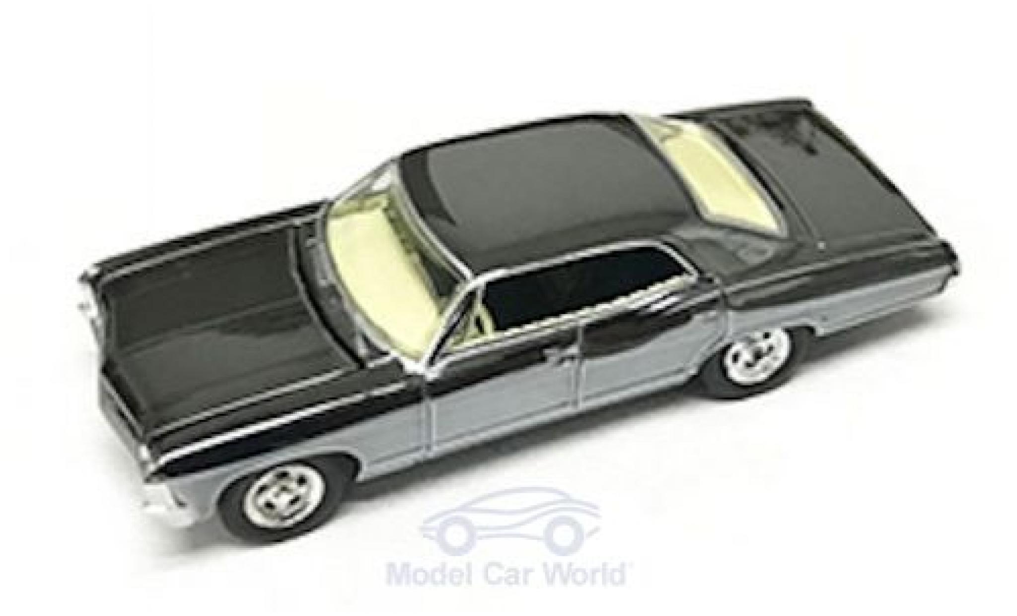 Chevrolet Impala 1/64 Greenlight Sport Sedan zwart/chrom Supernatural 1967 modelauto