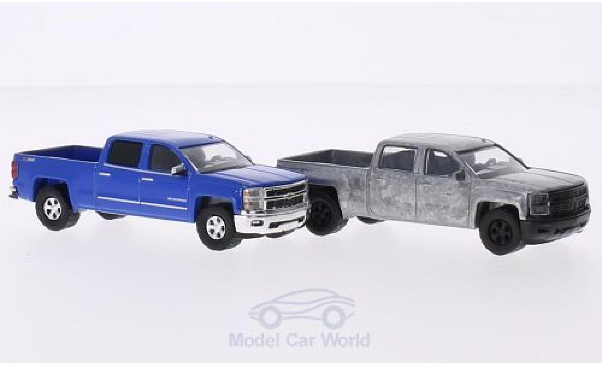 Chevrolet Silverado 1/64 Greenlight LTZ 271 2014 2er-Set in PC-Box je 1x blauw und 1x unlackiert FirstCut modelauto