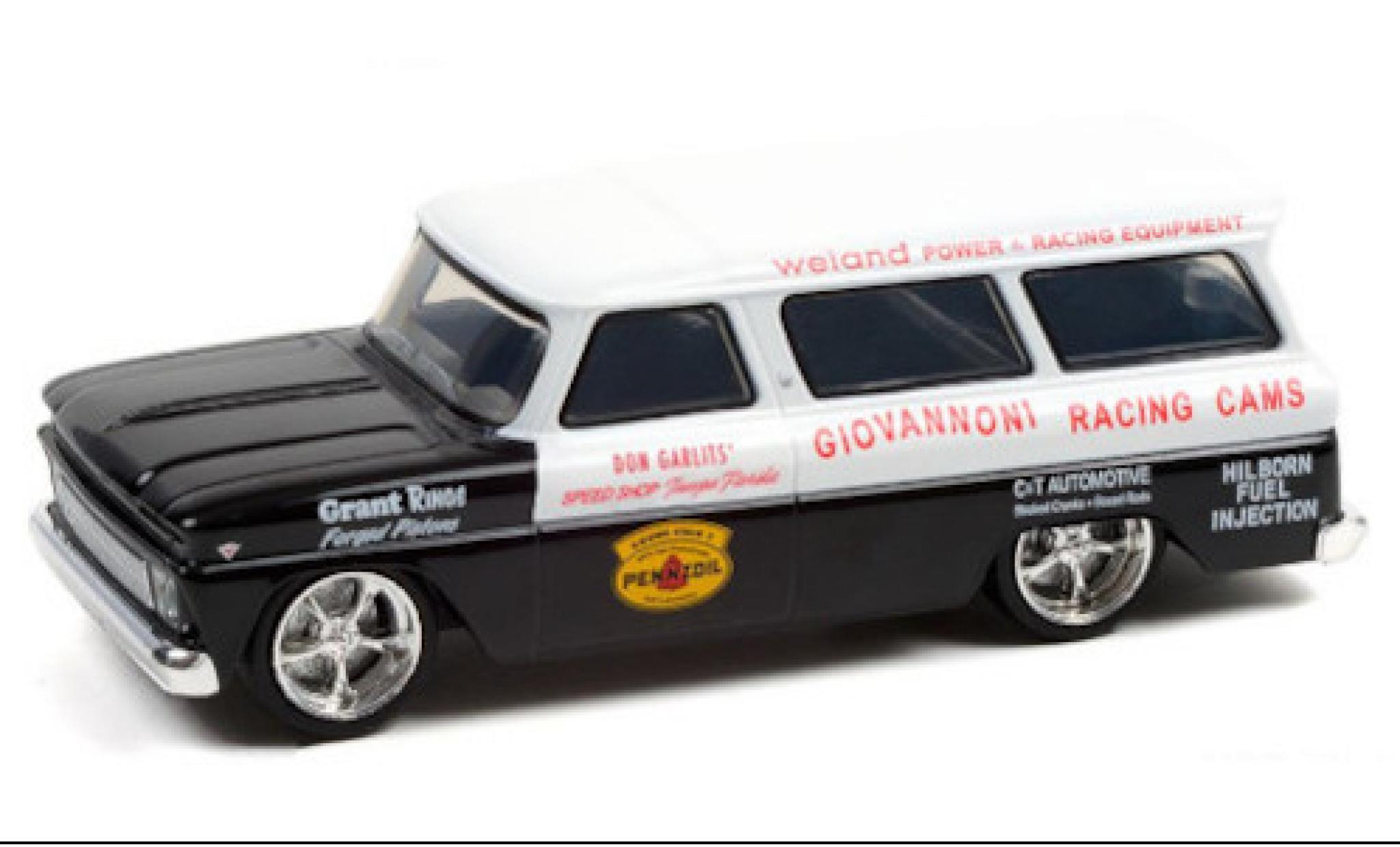 Chevrolet Suburban 1/43 Greenlight zwart/wit Speed Shop Tampa Florida 1966 modelauto