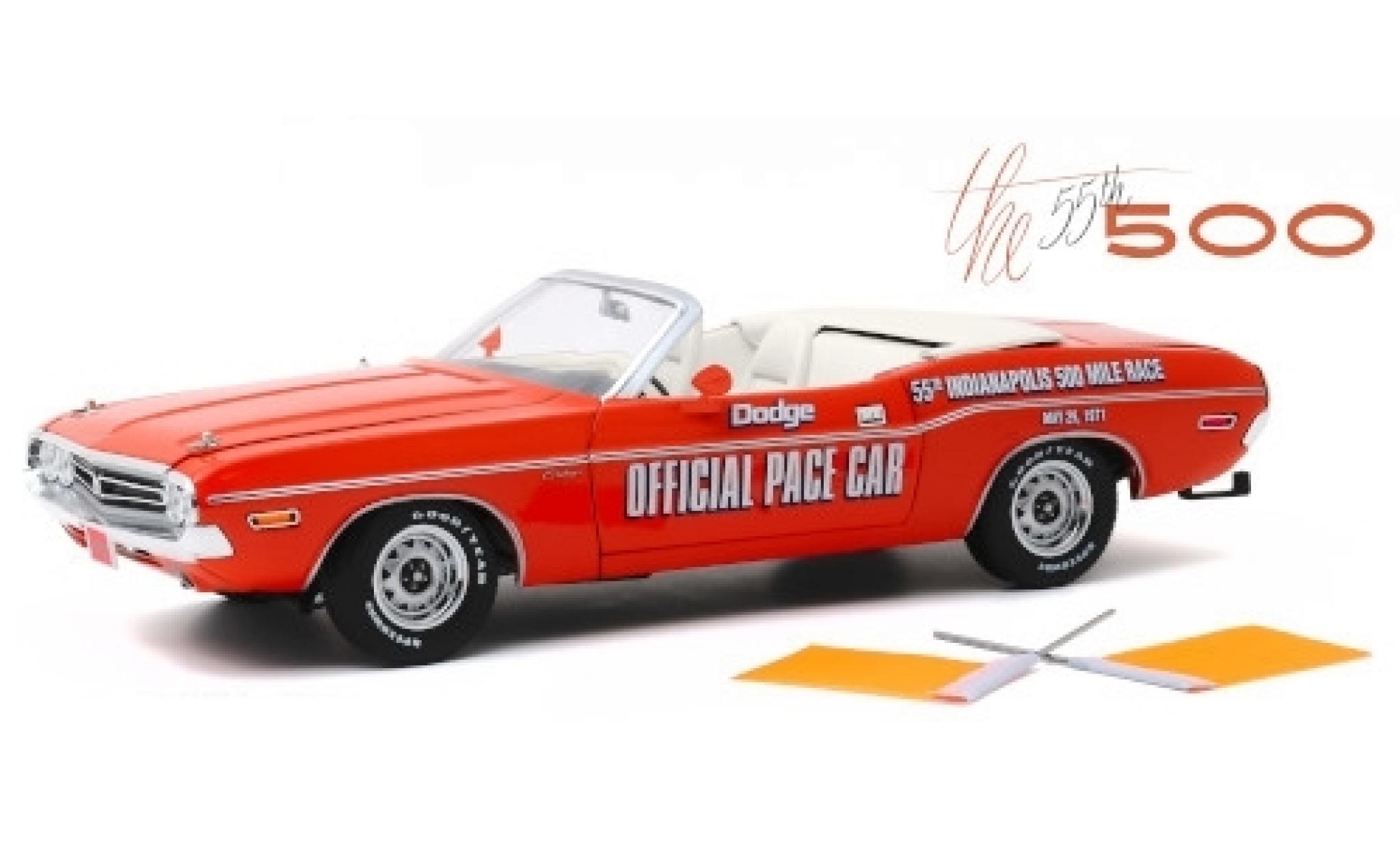 Dodge Challenger 1/18 Greenlight Cabriolet oranje Official Pace Car Indy 500 1971 55th Indianapolis 500 Mile Race y compris les Flaggen modelauto
