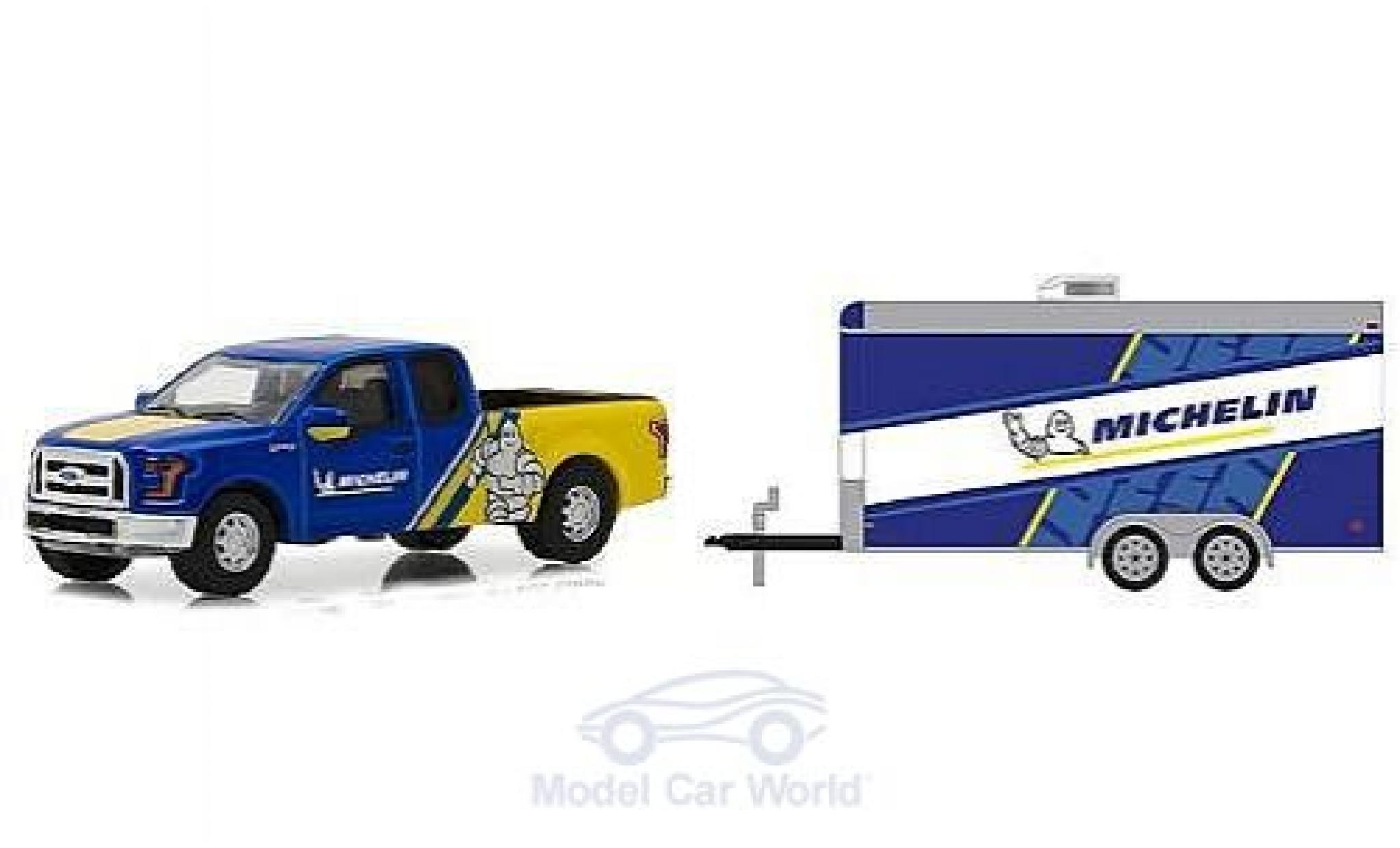 Ford F-1 1/64 Greenlight 50 Michelin Tires Racing 2016 mit Autotransportanh&auml;nger modelauto
