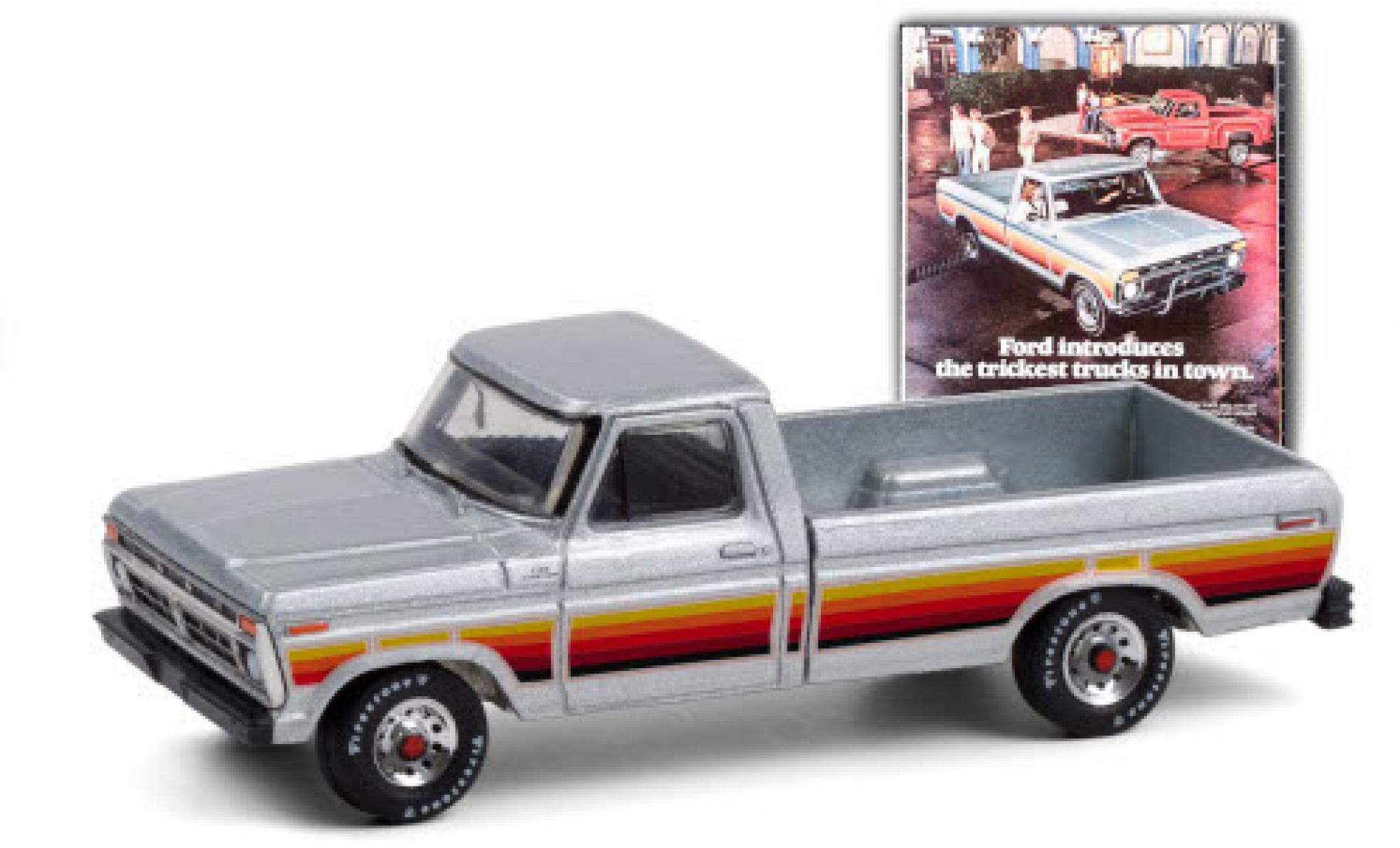 Ford F-1 1/64 Greenlight 50 grijs/Dekor 1977 modelauto