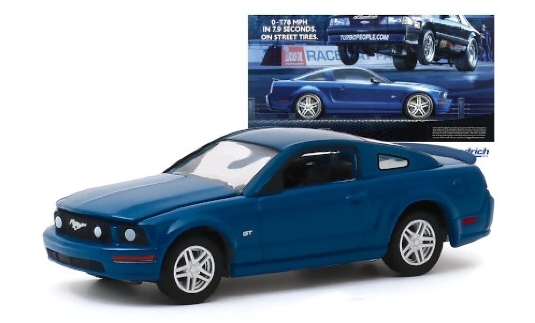 Ford Mustang 1/64 Greenlight GT blauw 2009 modelauto