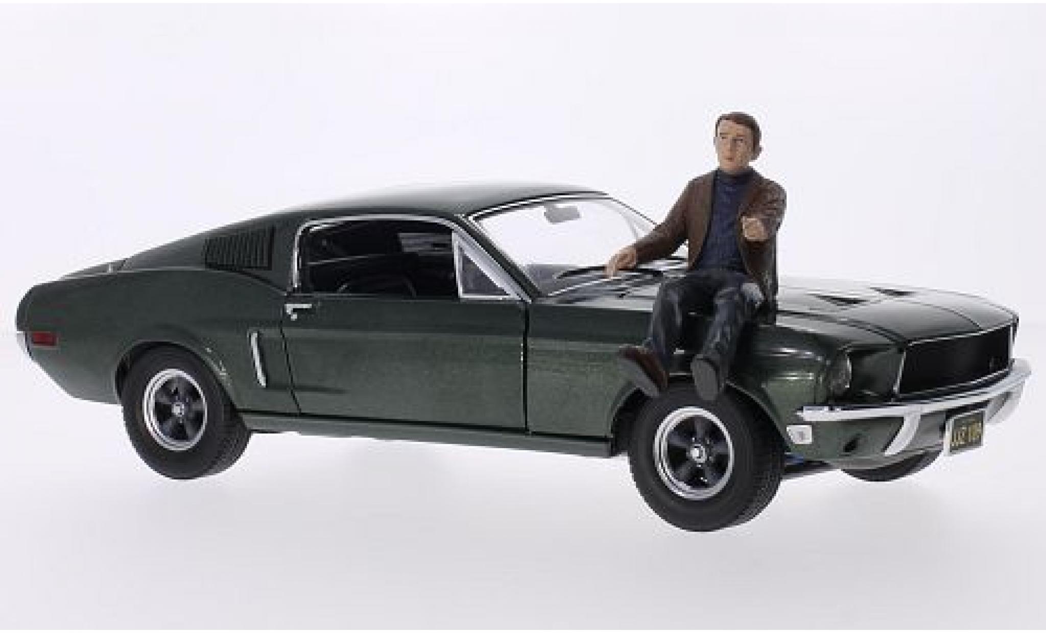 Ford Mustang 1/18 Greenlight GT metallic groen Bullitt 1968 avec Steve McQueen figurine modelauto