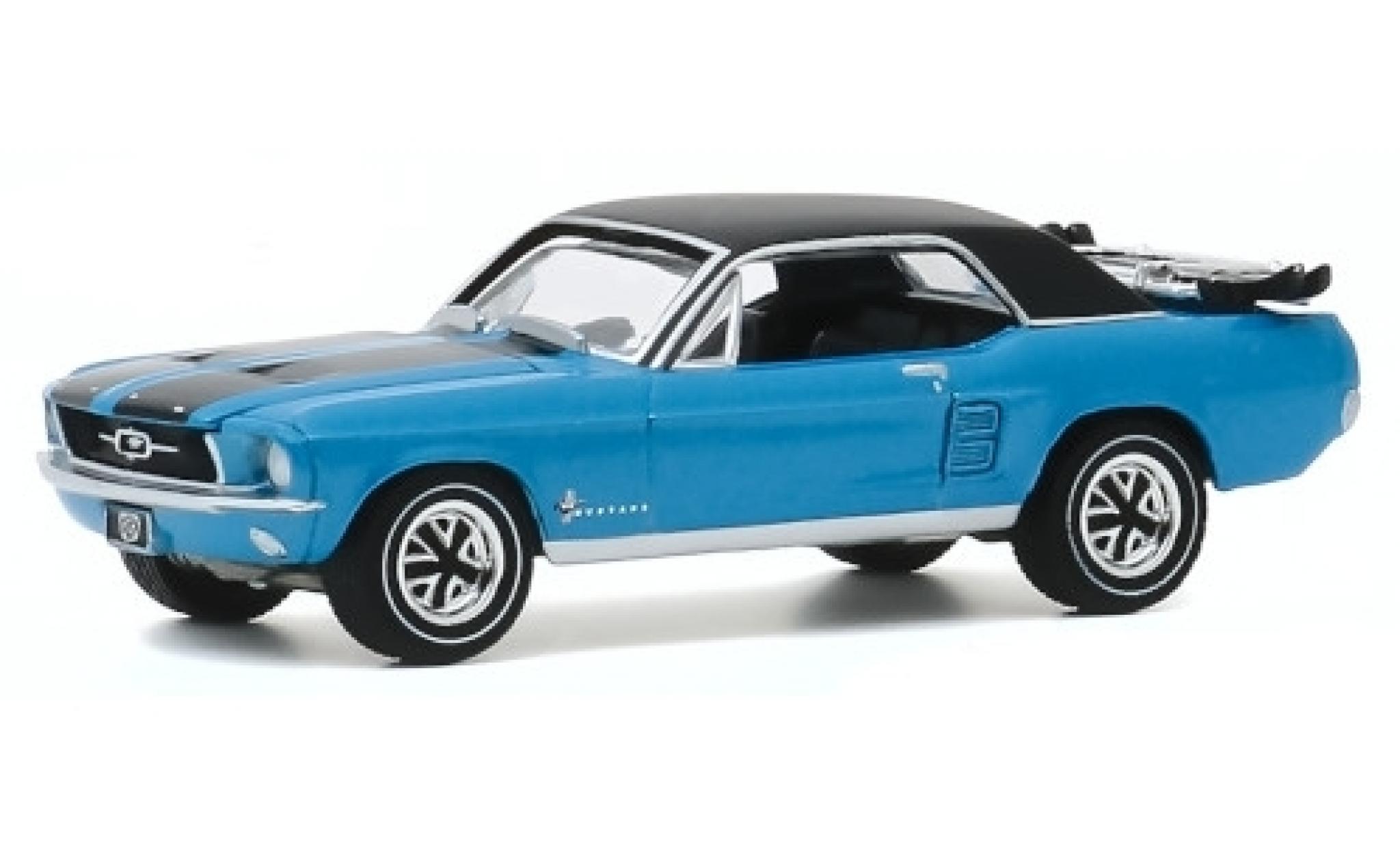 Ford Mustang 1/64 Greenlight Ski Country Special metallic blauw/matt-zwart 1967 modelauto