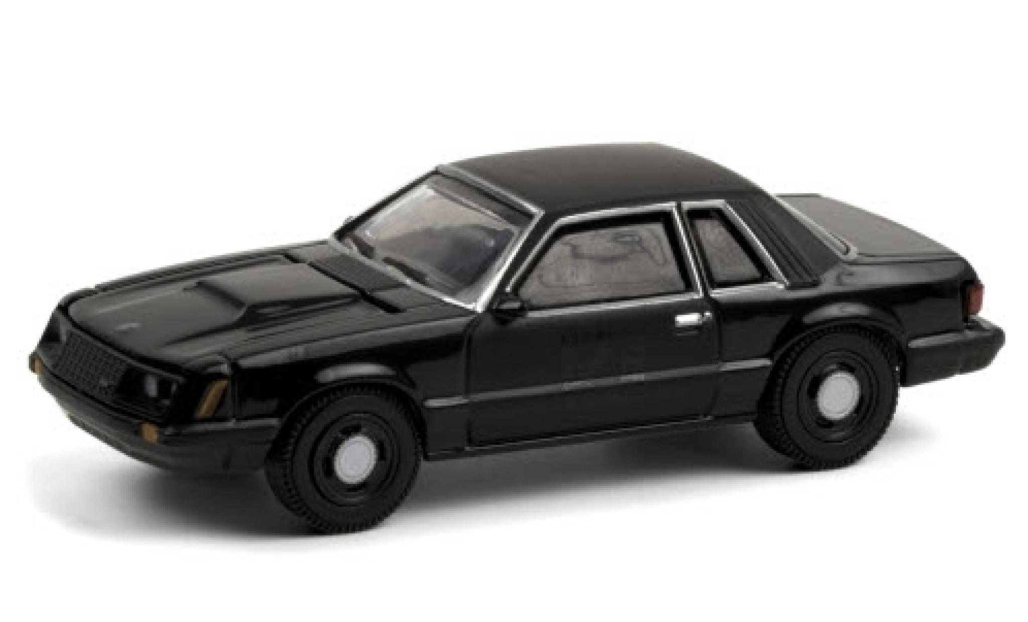 Ford Mustang 1/64 Greenlight SSP zwart/matt-zwart 1982 modelauto