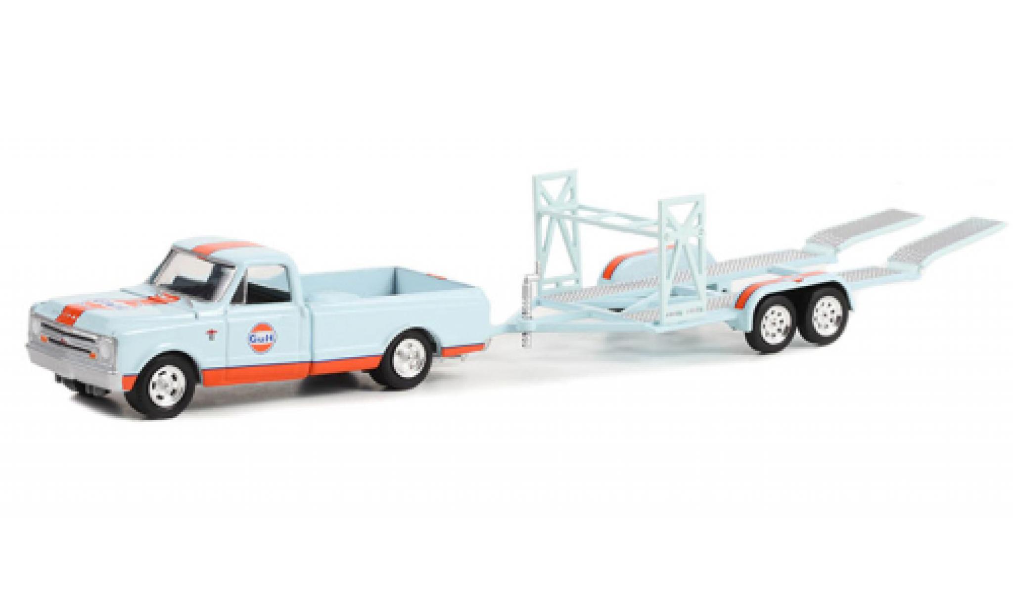 Chevrolet C-10 1/64 Greenlight Gulf 1968 modelauto