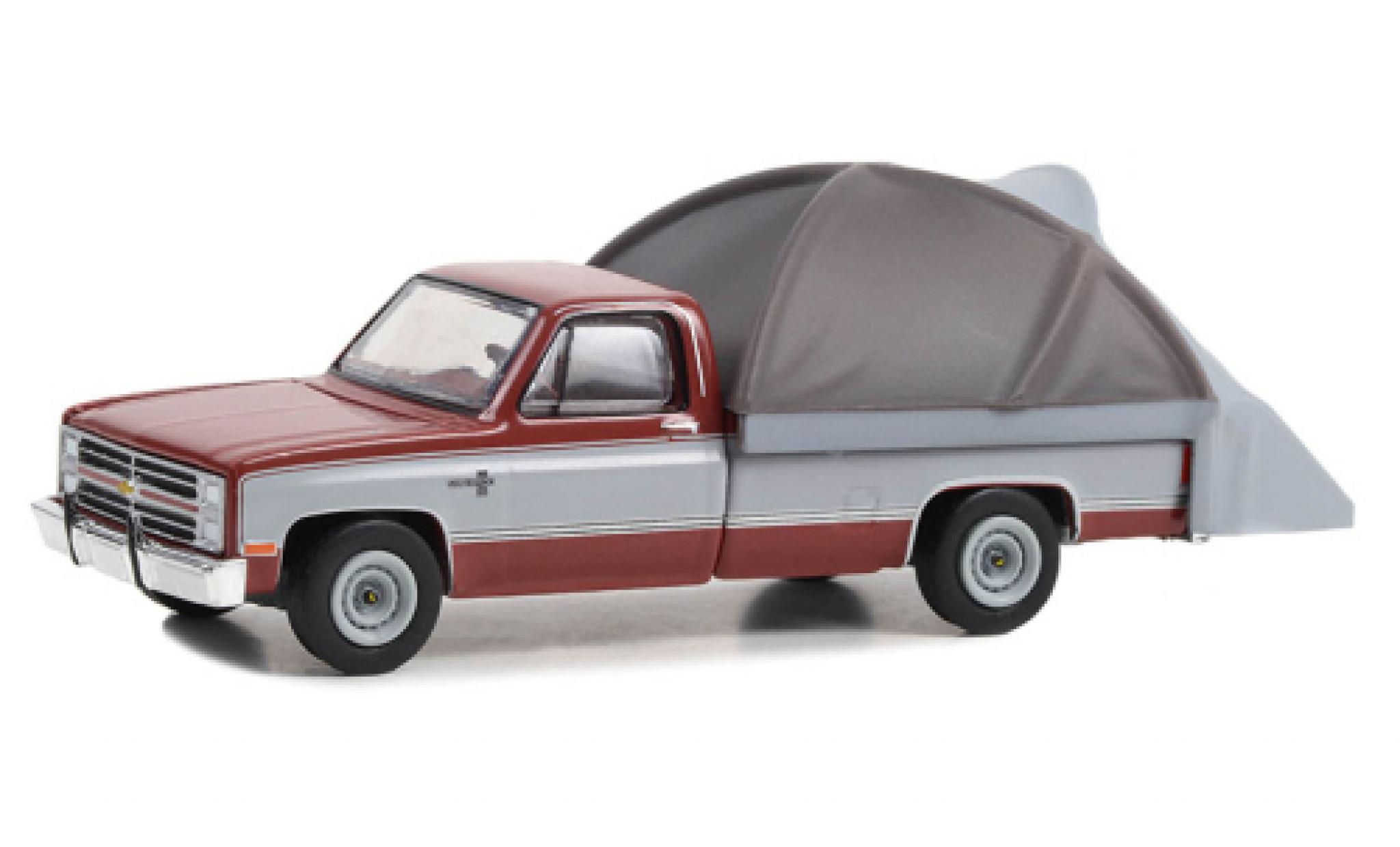 Chevrolet C-20 1/64 Greenlight Silverado rood fonc&eacute;/d 1983 modelauto