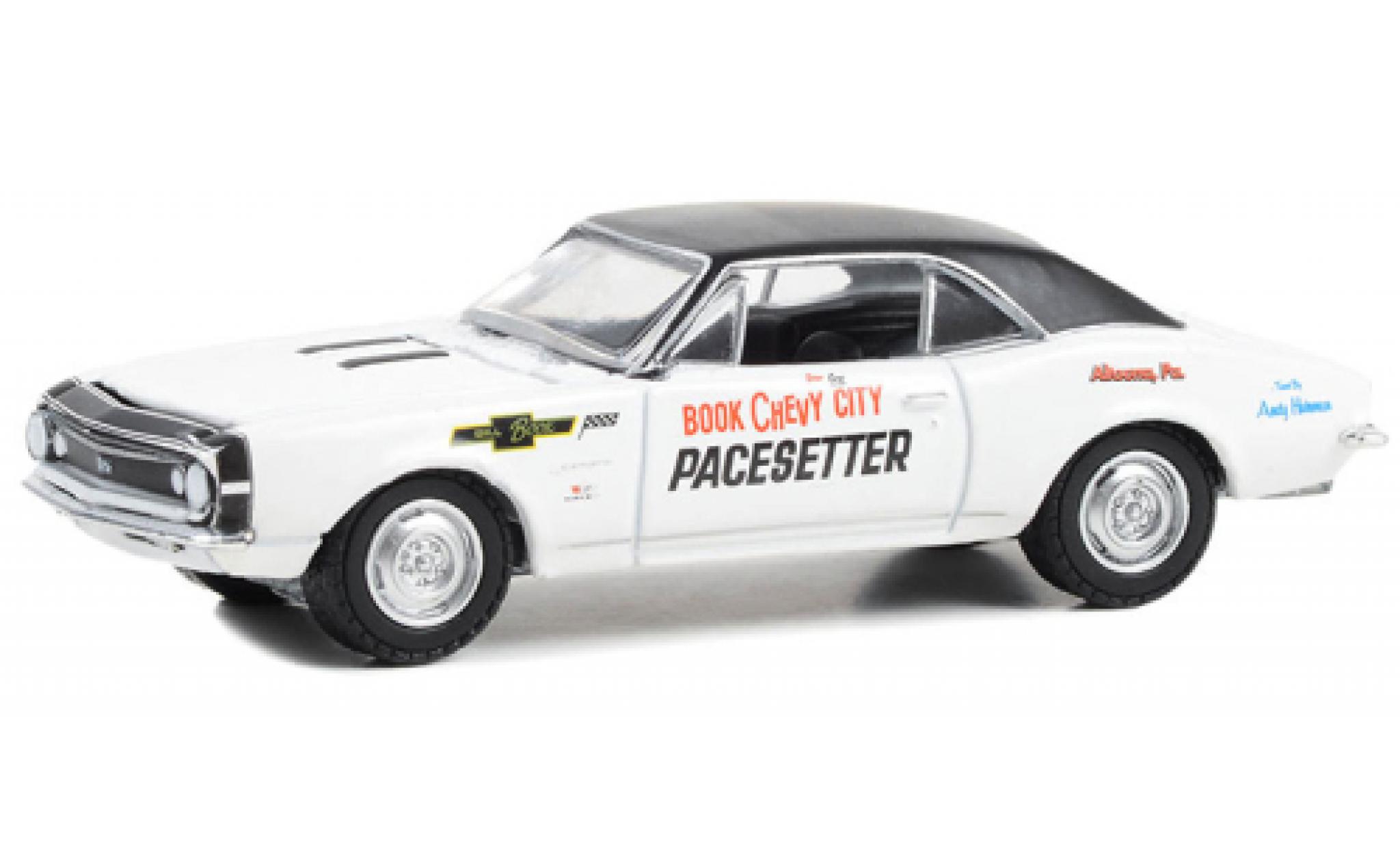 Chevrolet Camaro 1/64 Greenlight SS Book Chevy City Pacesetter 1967 modelauto