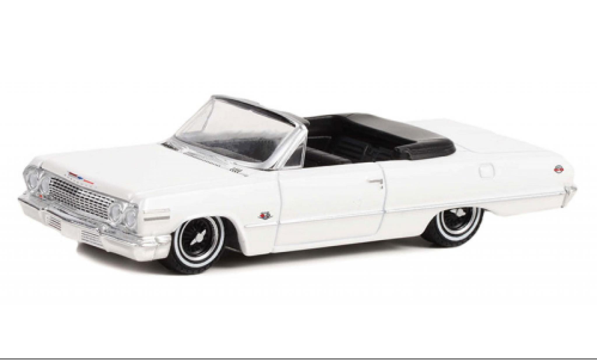 Chevrolet Impala 1/64 Greenlight SS Cabriolet wit 1963 modelauto