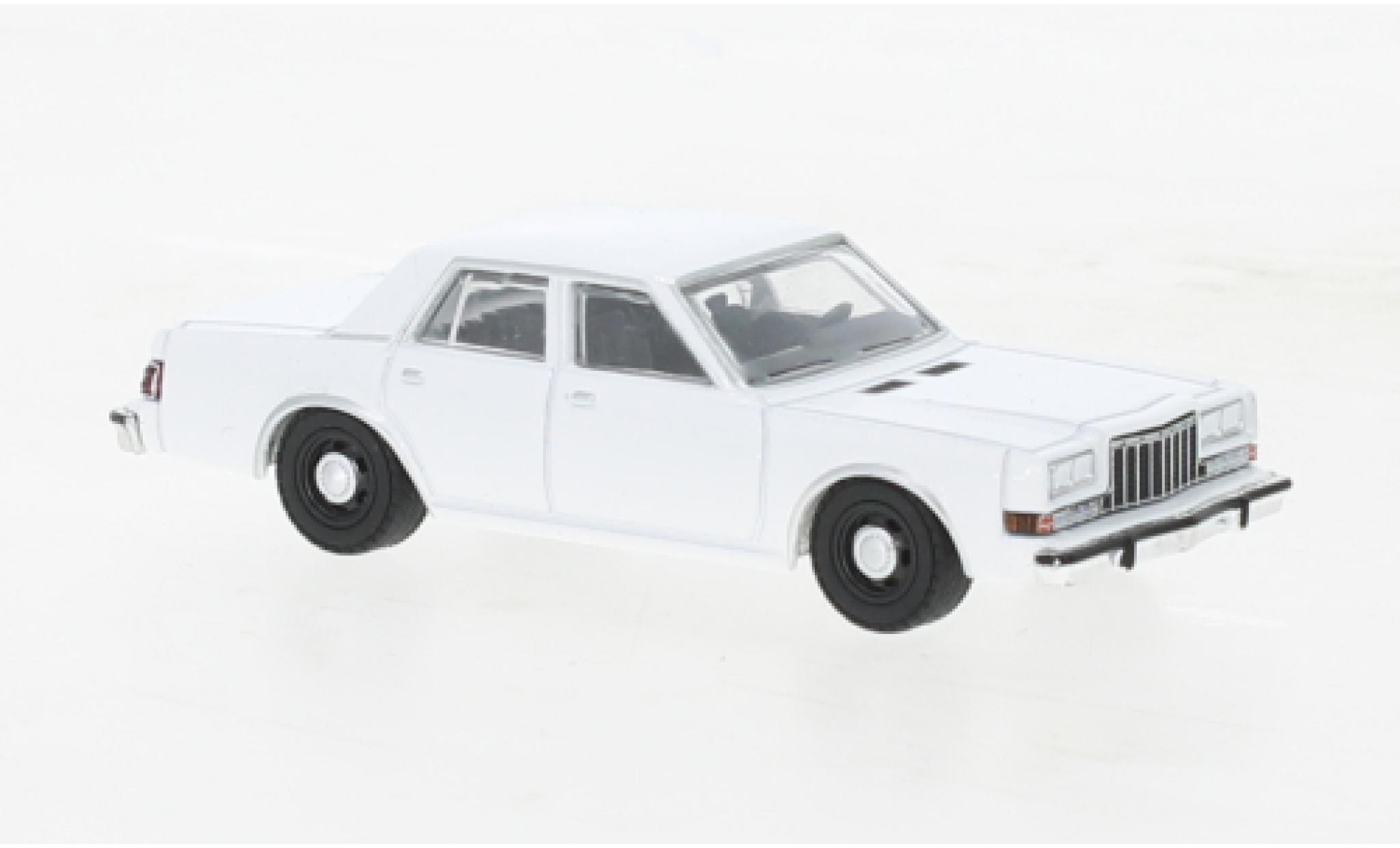Dodge Diplomat 1/64 Greenlight wit 1980 modelauto