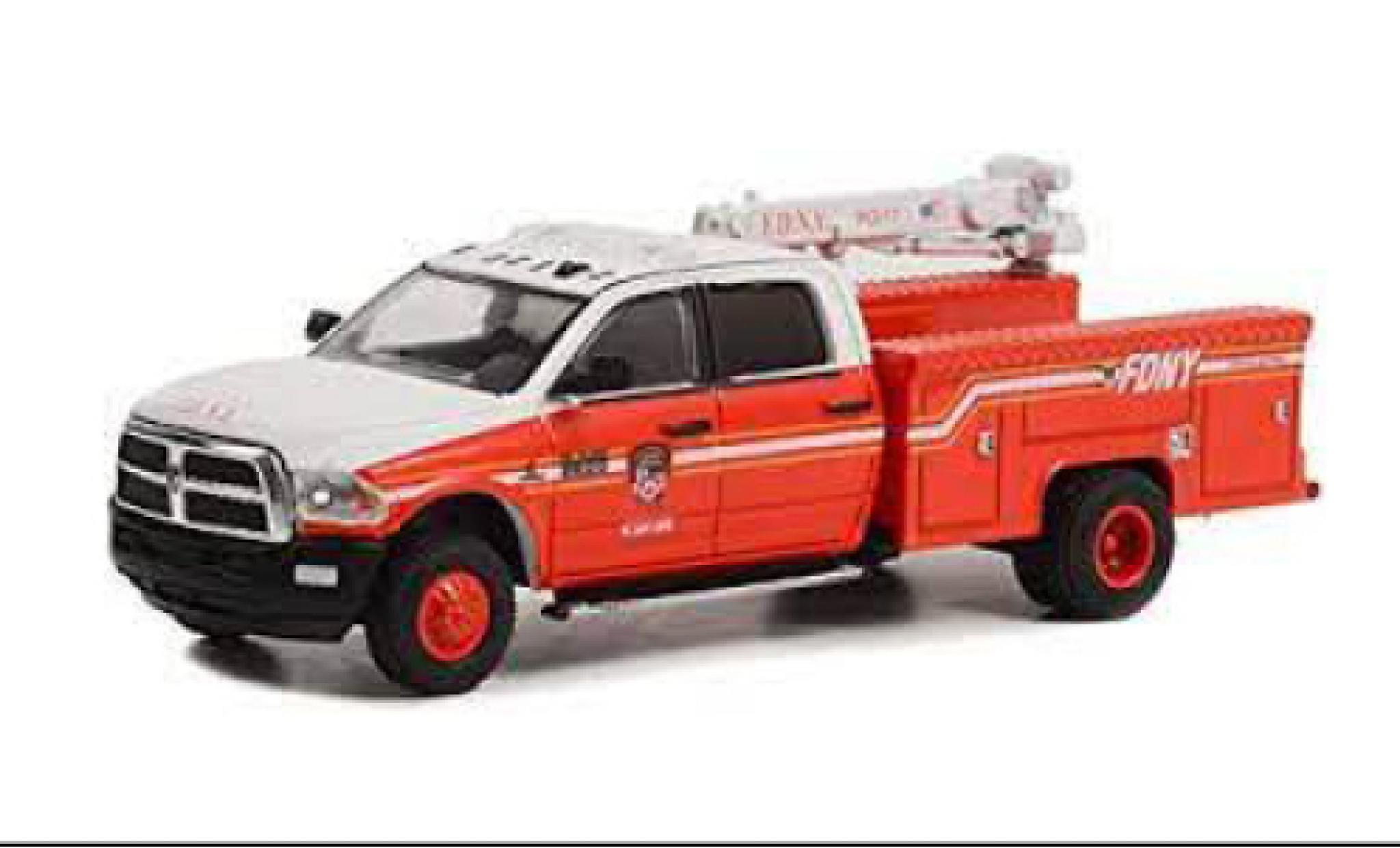 RAM 3 1/64 Greenlight Dodge 500 Dually Crane Truck FDNY 2018 modelauto